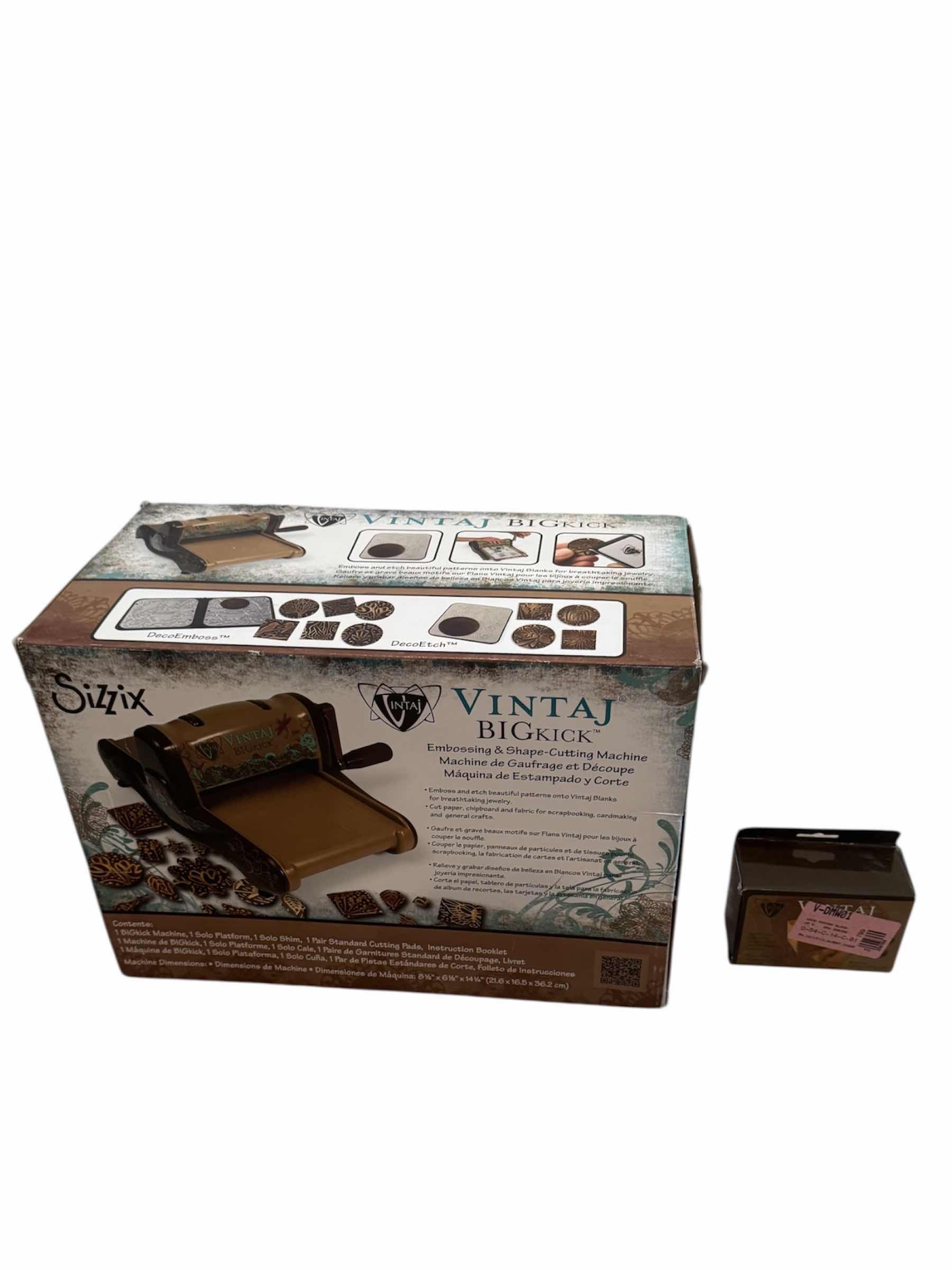 Photo 1 of 45
VINTAGE SIZZIX BIGKICK EMBOSSING SHAPE CUTTING MACHINE AND DAPPING BLOCK BY VINTAJ