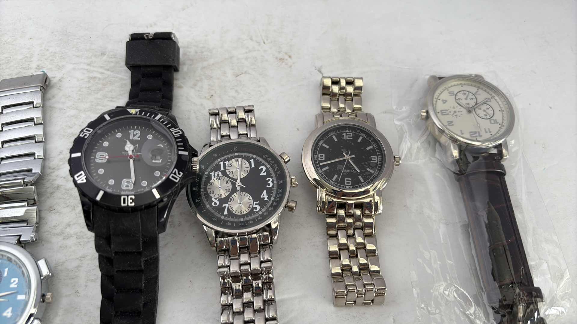 Photo 1 of MENS ASSORTED WATCHES