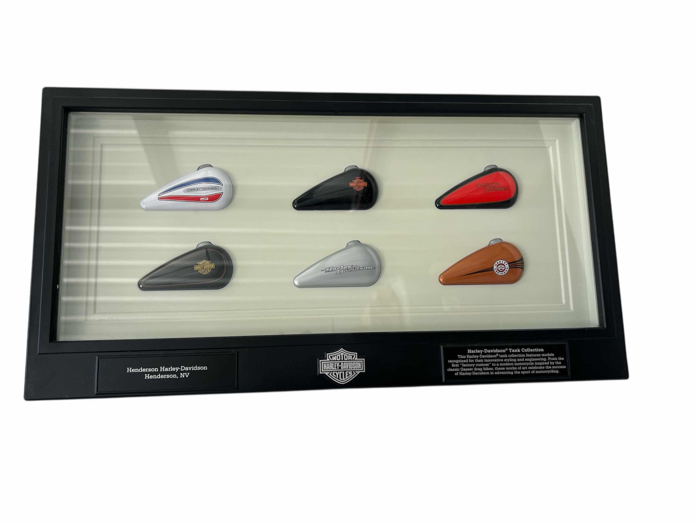 Photo 1 of HARLEY-DAVIDSON TANK COLLECTION HOLIDAY 2015 DISPLAY SET
