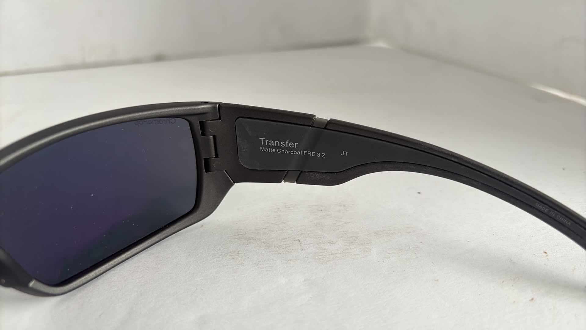 Photo 1 of SMITH TRANSFER POLARIZED CHROMAPOP SUNGLASSES MATTE CHARCOAL