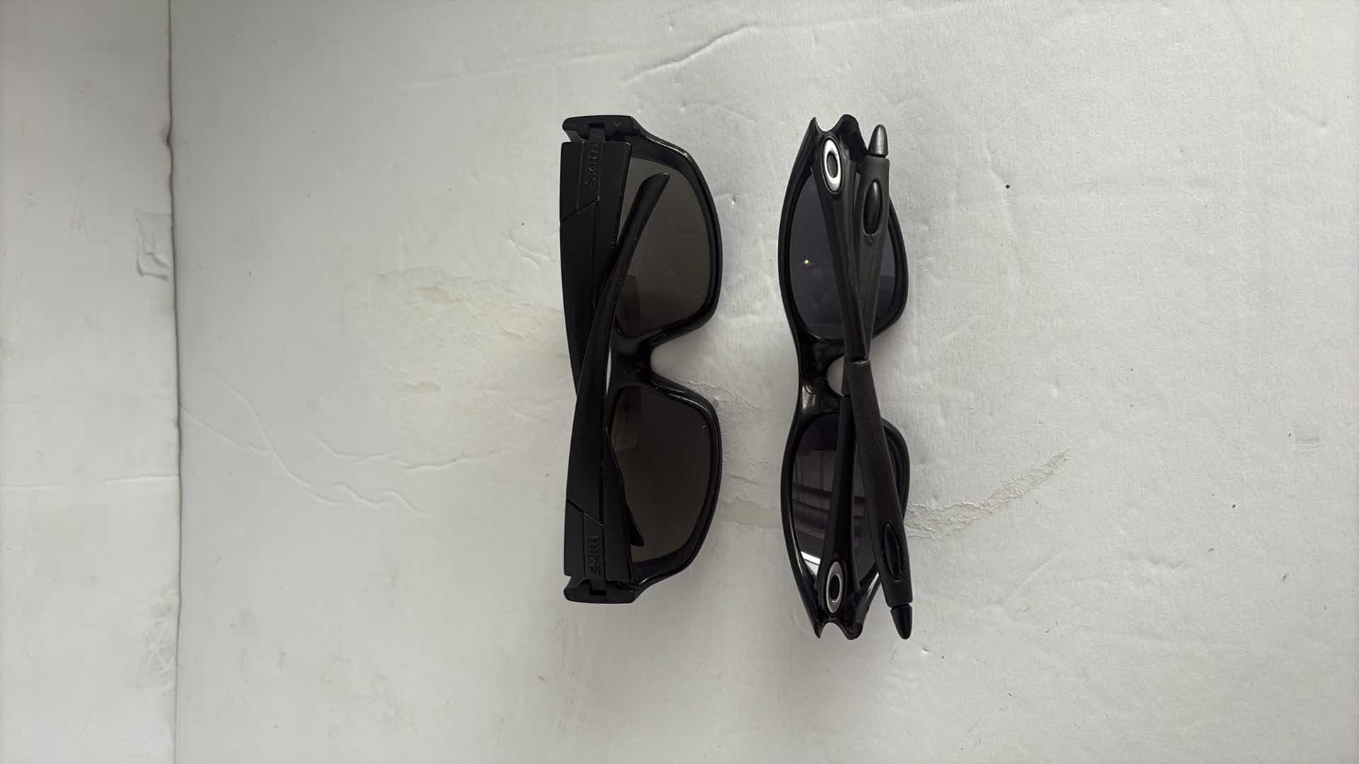 Photo 1 of SMITH AND OAKLEY USED SUNGLASSES POLARIZED