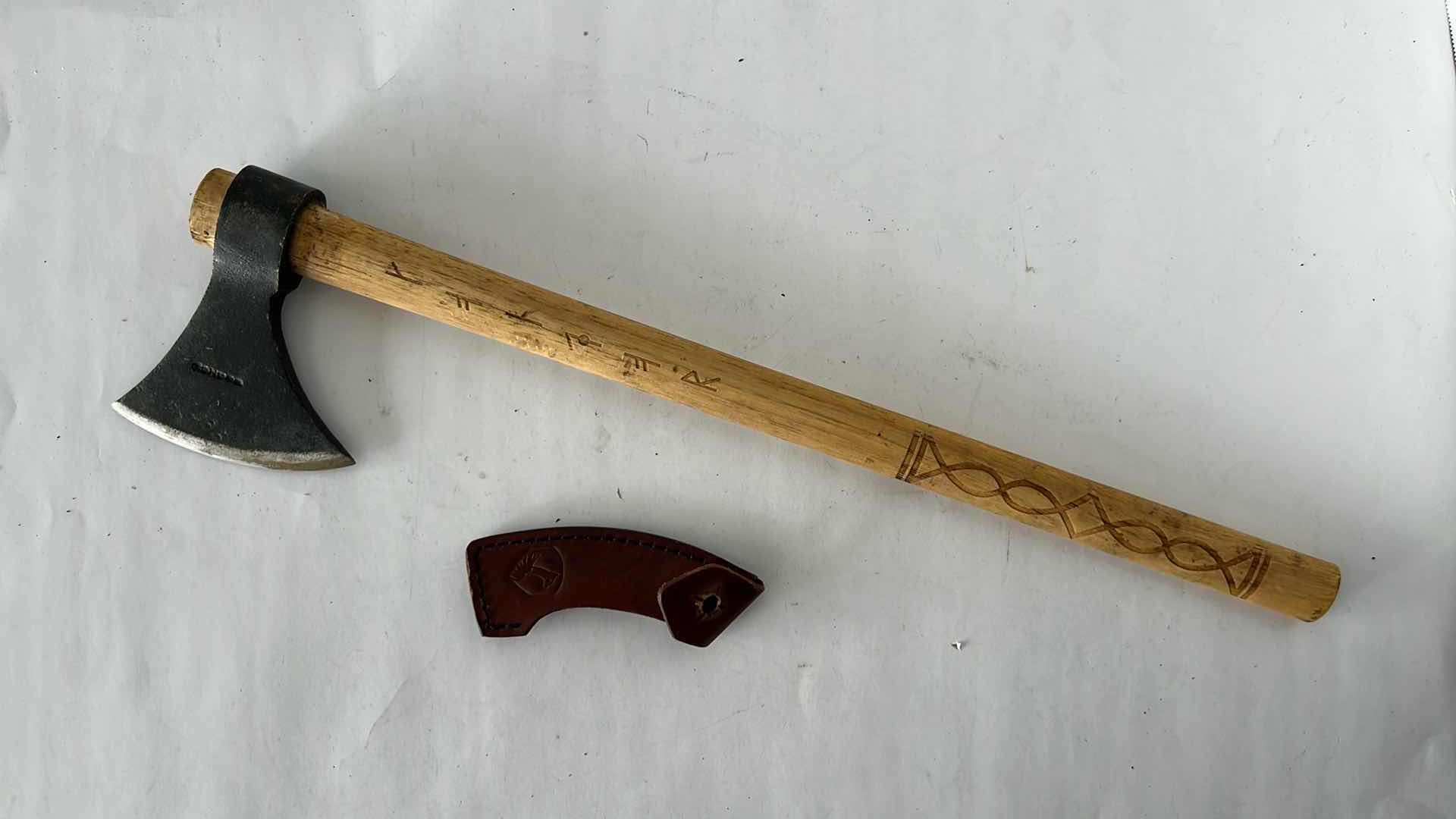 Photo 1 of 21” CONDOR BATTLE AXE WITH SHEATH $95