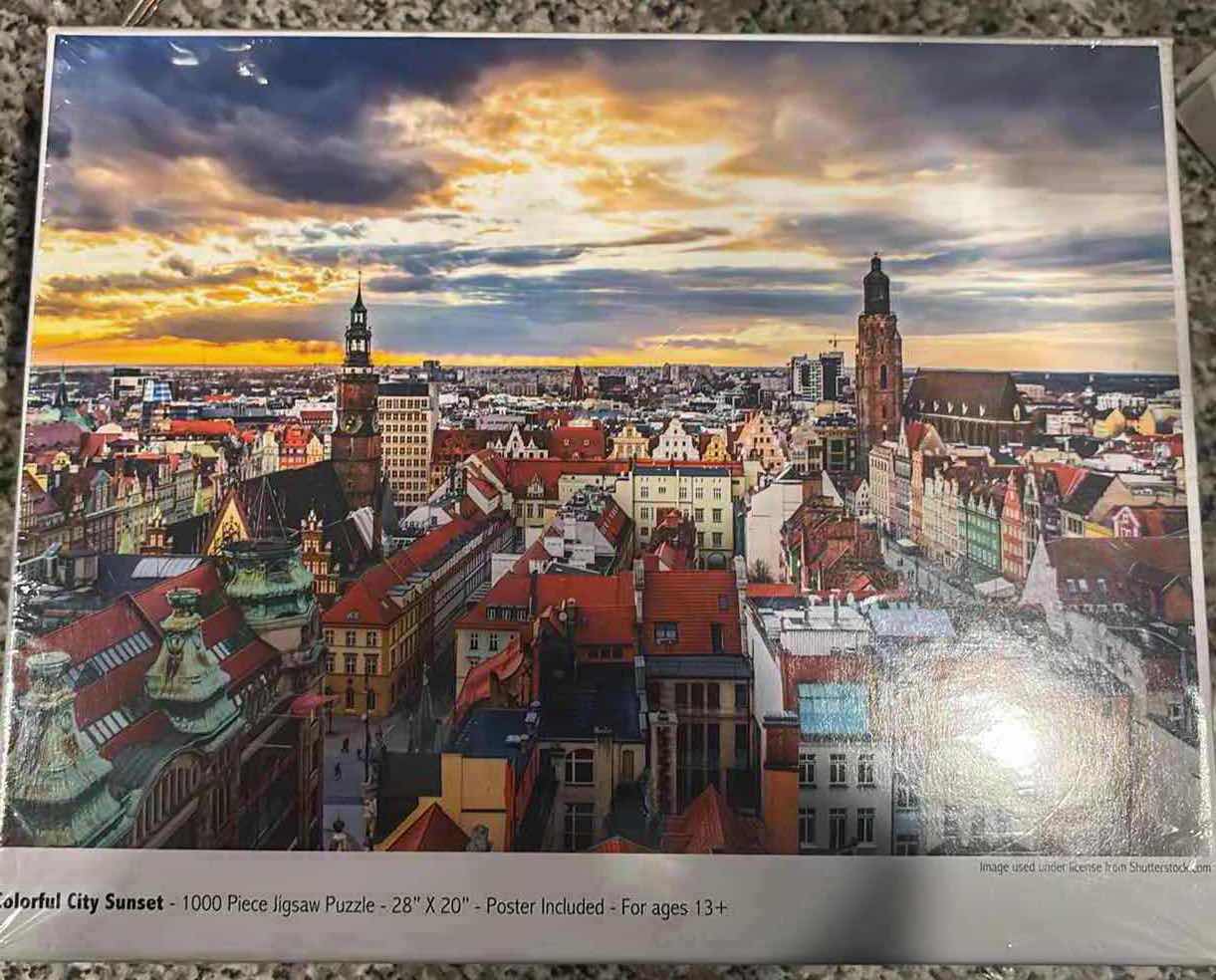 Photo 1 of COLORCRAFT PUZZLES 1000 PIECE JIGSAW PUZZLE