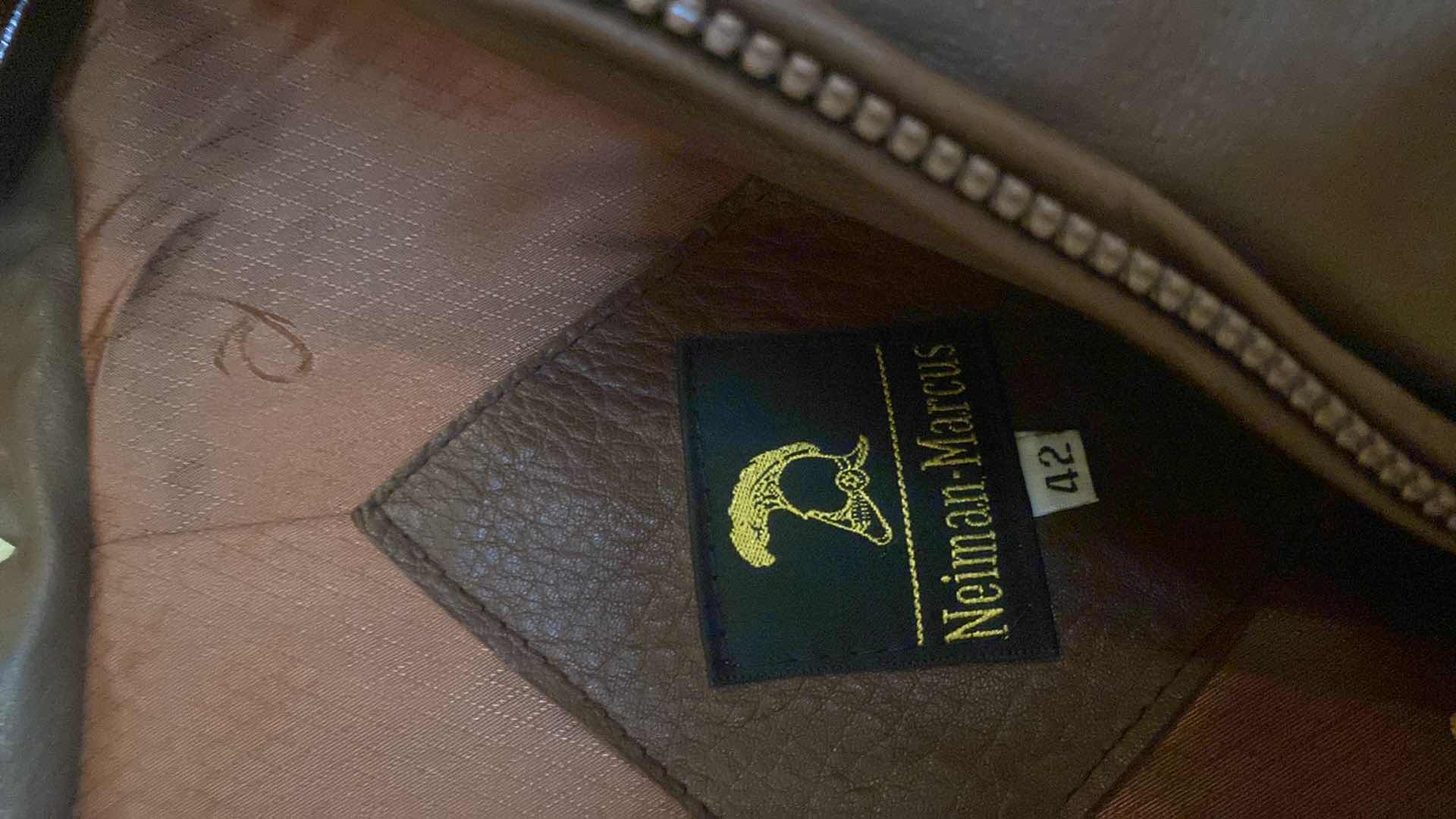 Photo 1 of NIEMAN MARCUS LEATHER BOMBER JACKET MENS SIZE OF 42