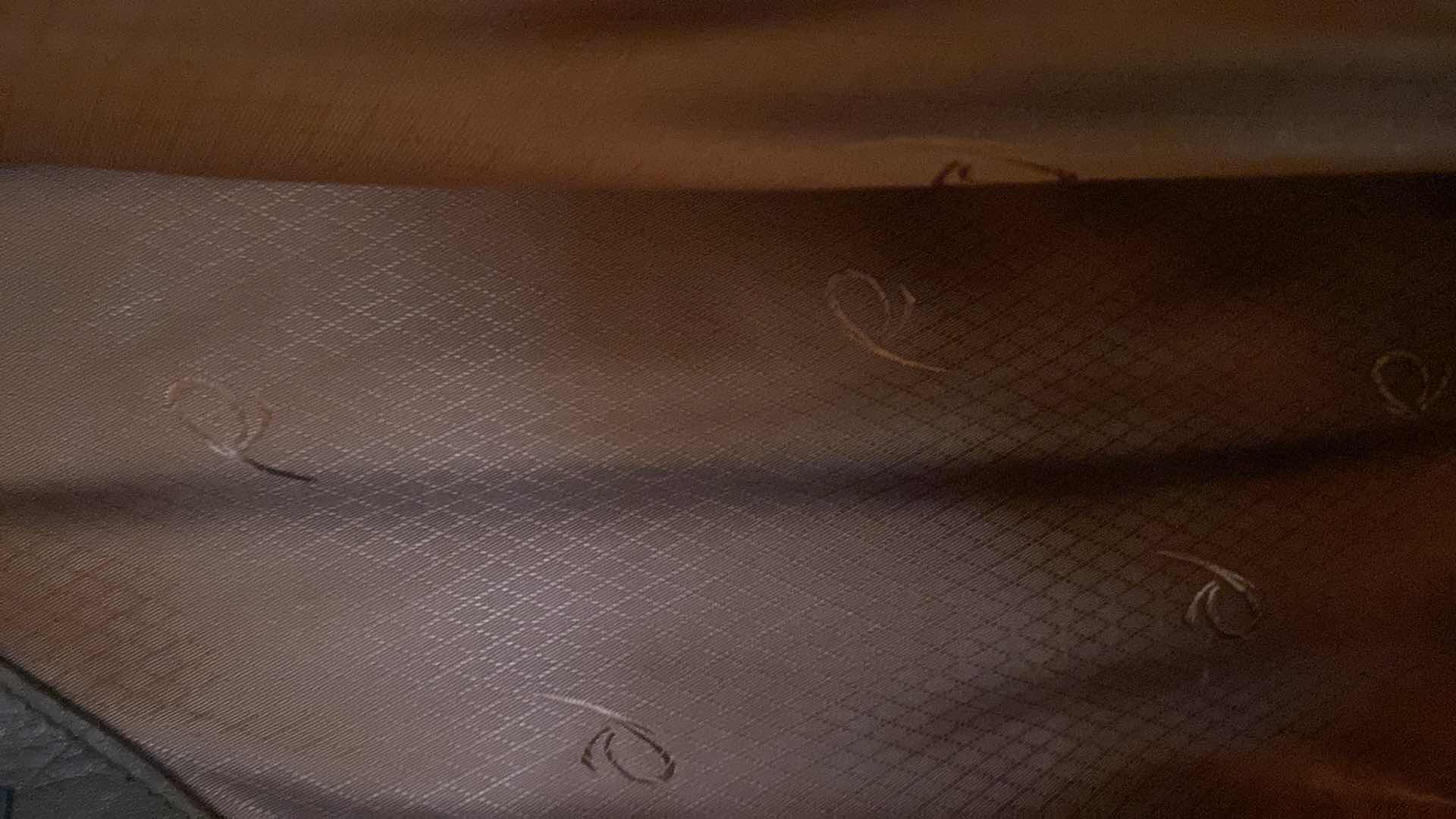 Photo 1 of NIEMAN MARCUS LEATHER BOMBER JACKET MENS SIZE OF 42