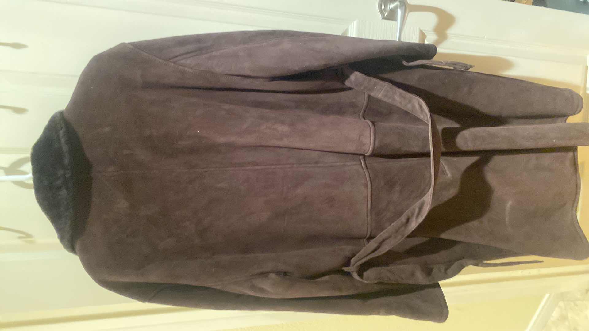 Photo 1 of MENS BRIONI SHEARLING COAT MADE IN ITALY SIZE EST X-LARGE