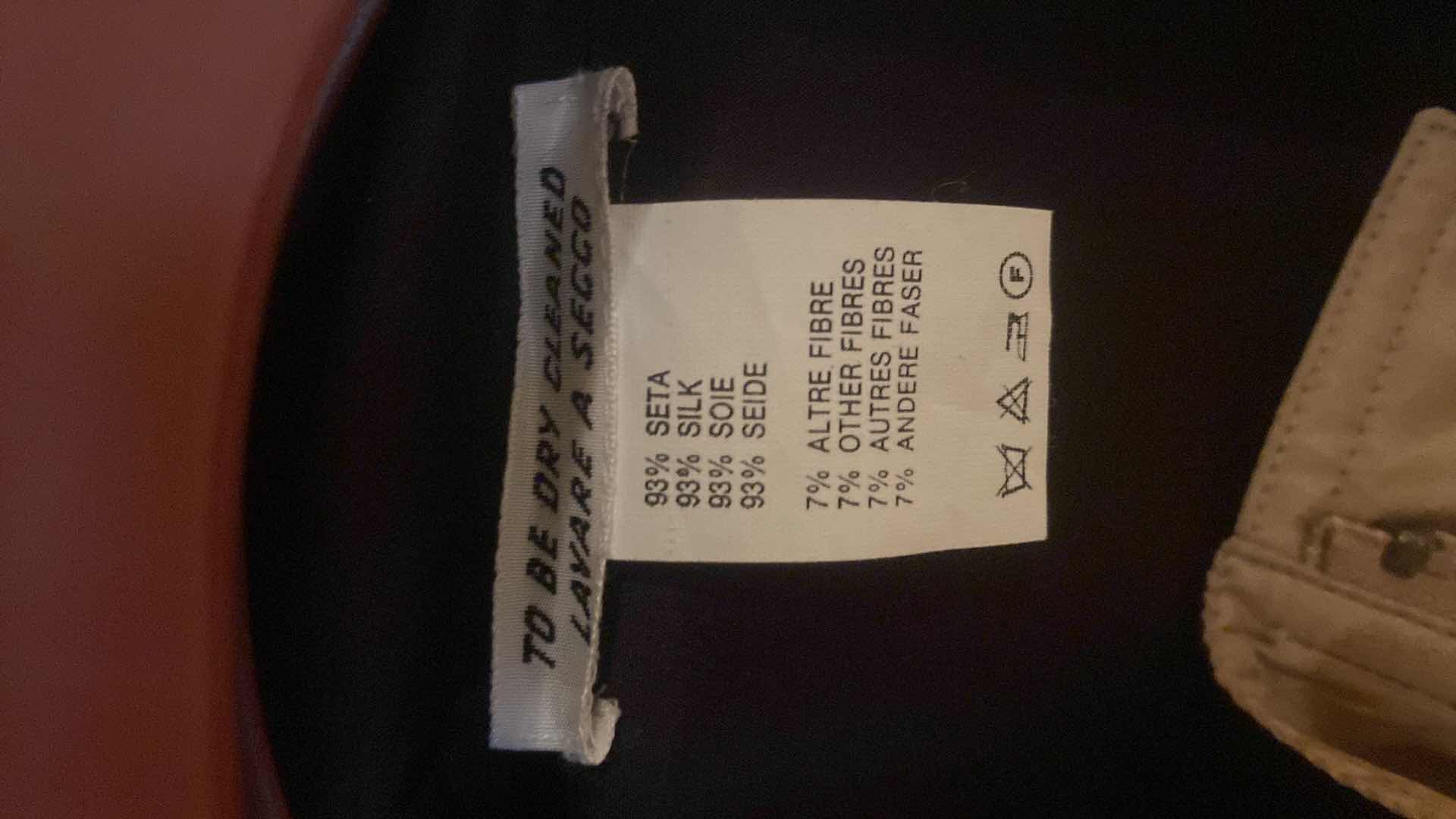 Photo 1 of HERNO SILK TAB REVERSIBLE TO BLACK WINDBREAKER MADE IN ITALY MENS SIZE EST XL