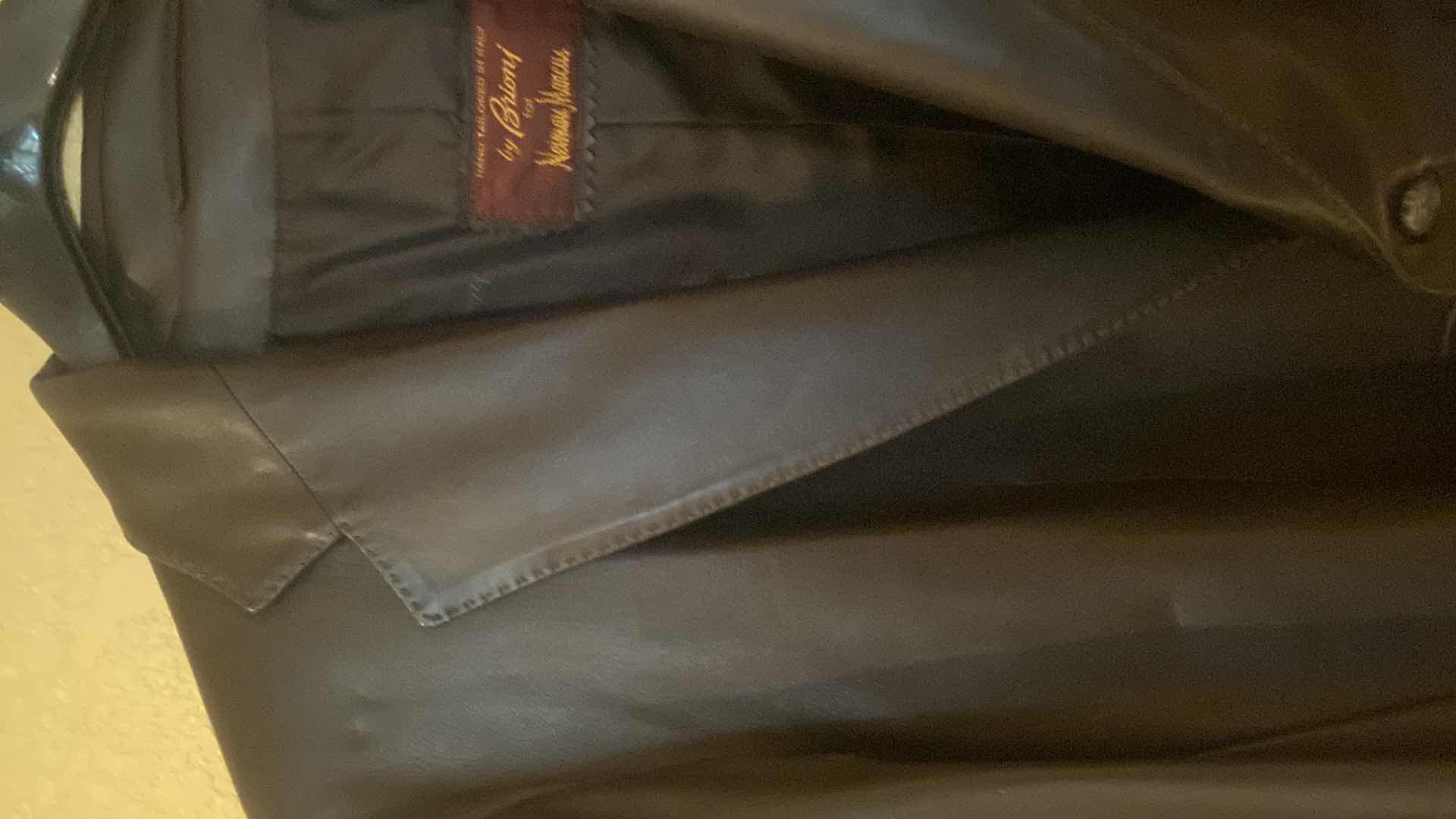 Photo 1 of BRIONI HAND TAILORED LEATHER JACKET MADE IN ITALY MENS SIZE 56