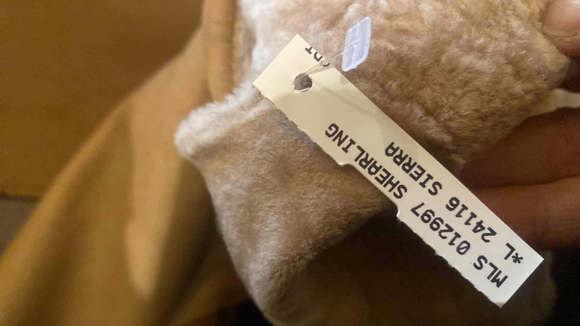 Photo 1 of SHEARLING JACKET (unbranded) MENS SIZE LARGE