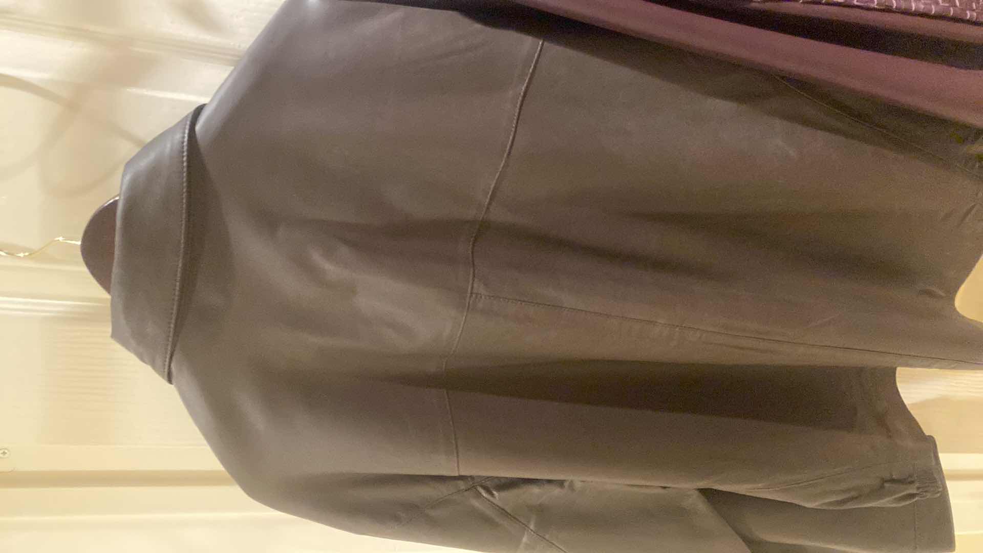 Photo 1 of 2 - LEATHER RENDITIONS JACKETS MENS SIZE XL