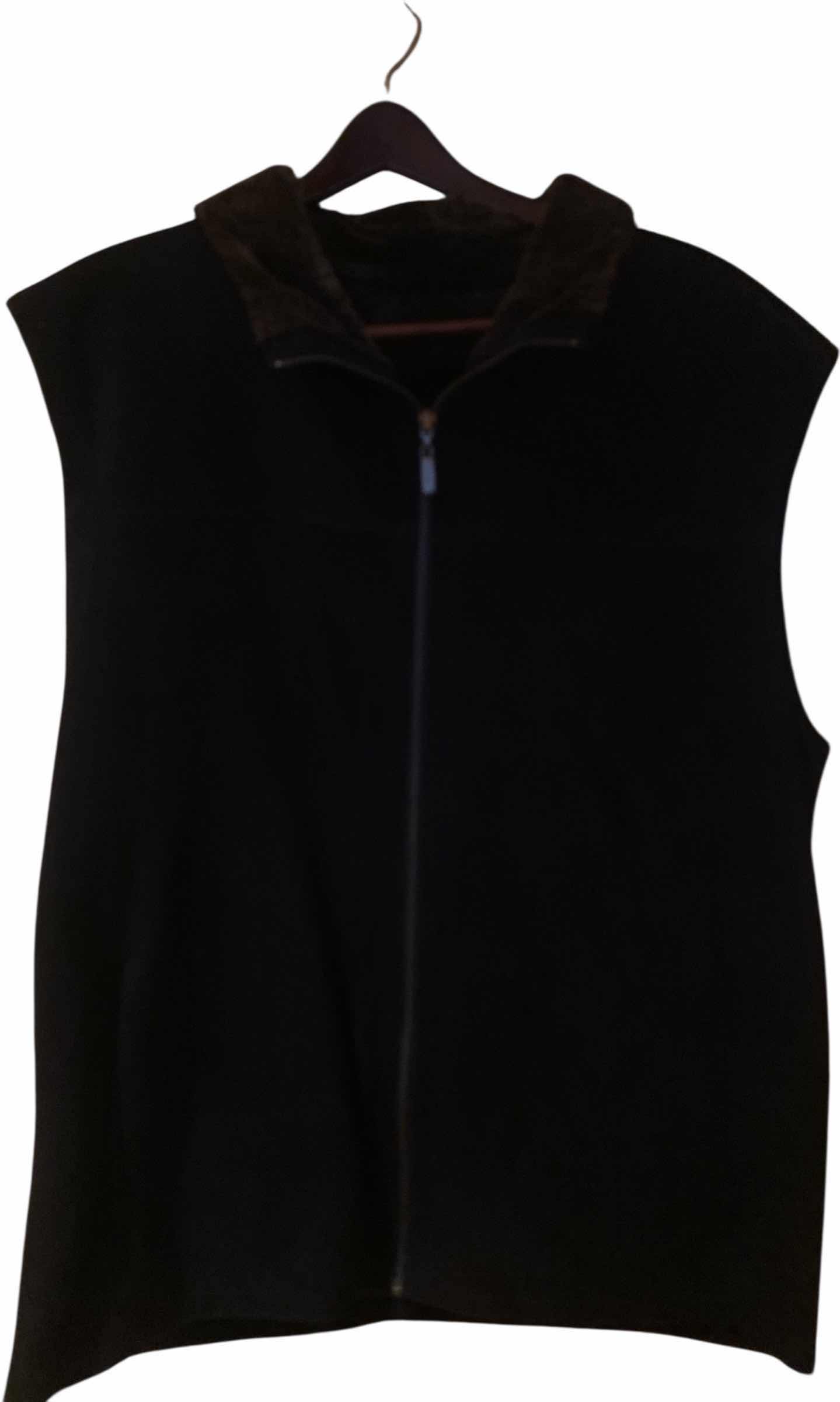 Photo 1 of COLE HAHN SHEARLING VEST MENS SIZE XL