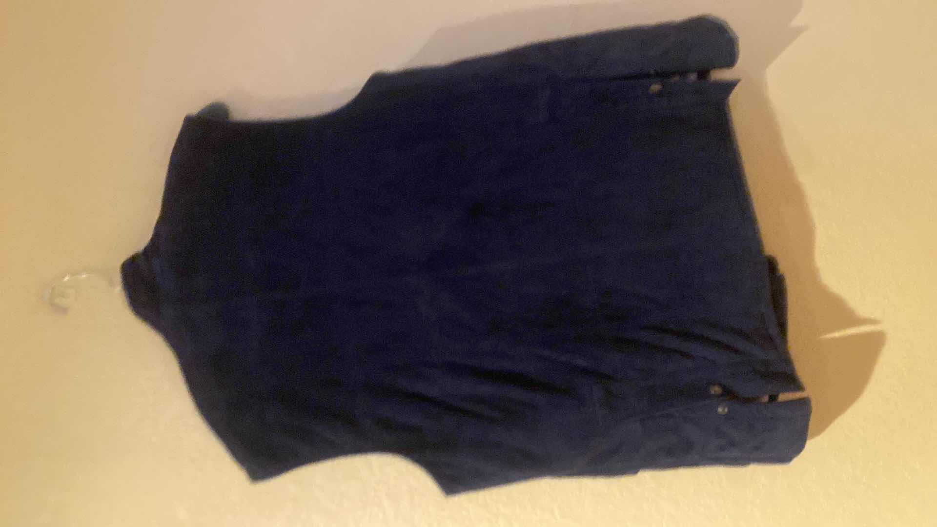 Photo 1 of BRIONI WOOL VEST MADE IN ITALY MENS SIZE EST XL