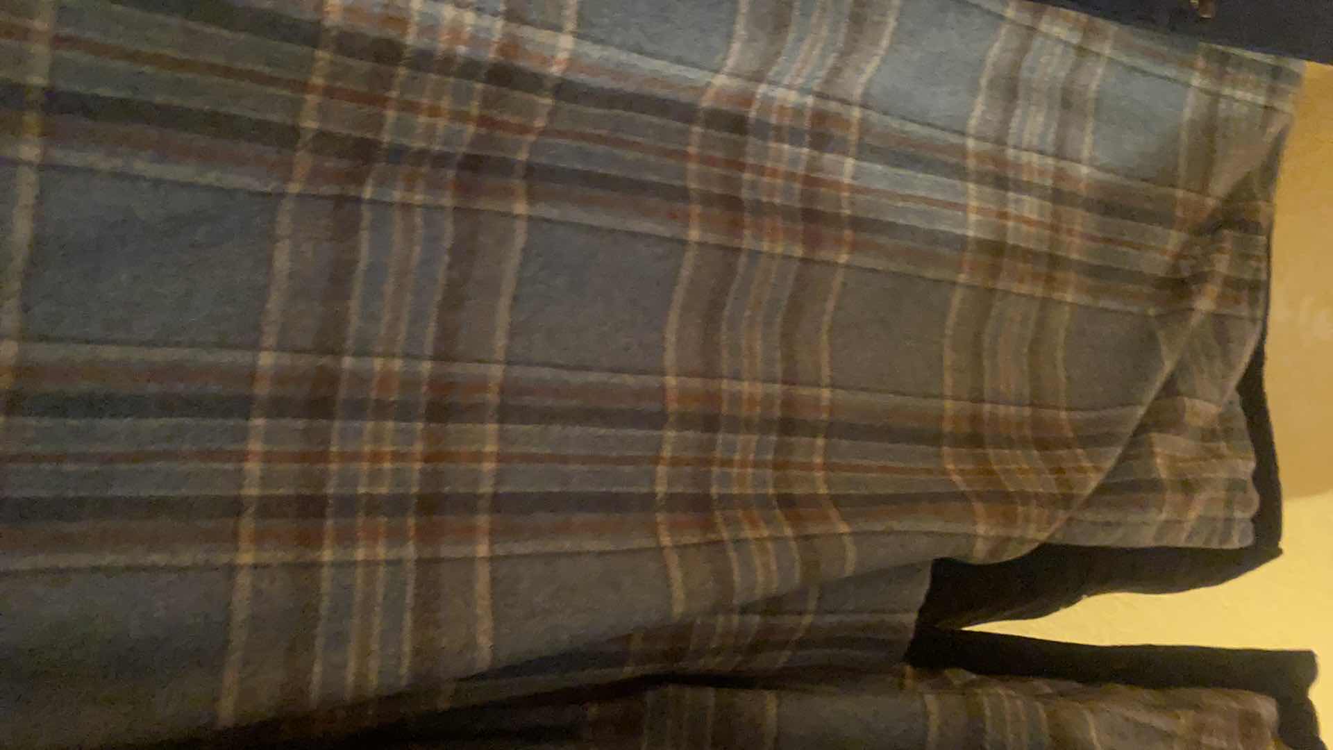 Photo 1 of BRIONI WOOL VEST MADE IN ITALY MENS SIZE EST XL