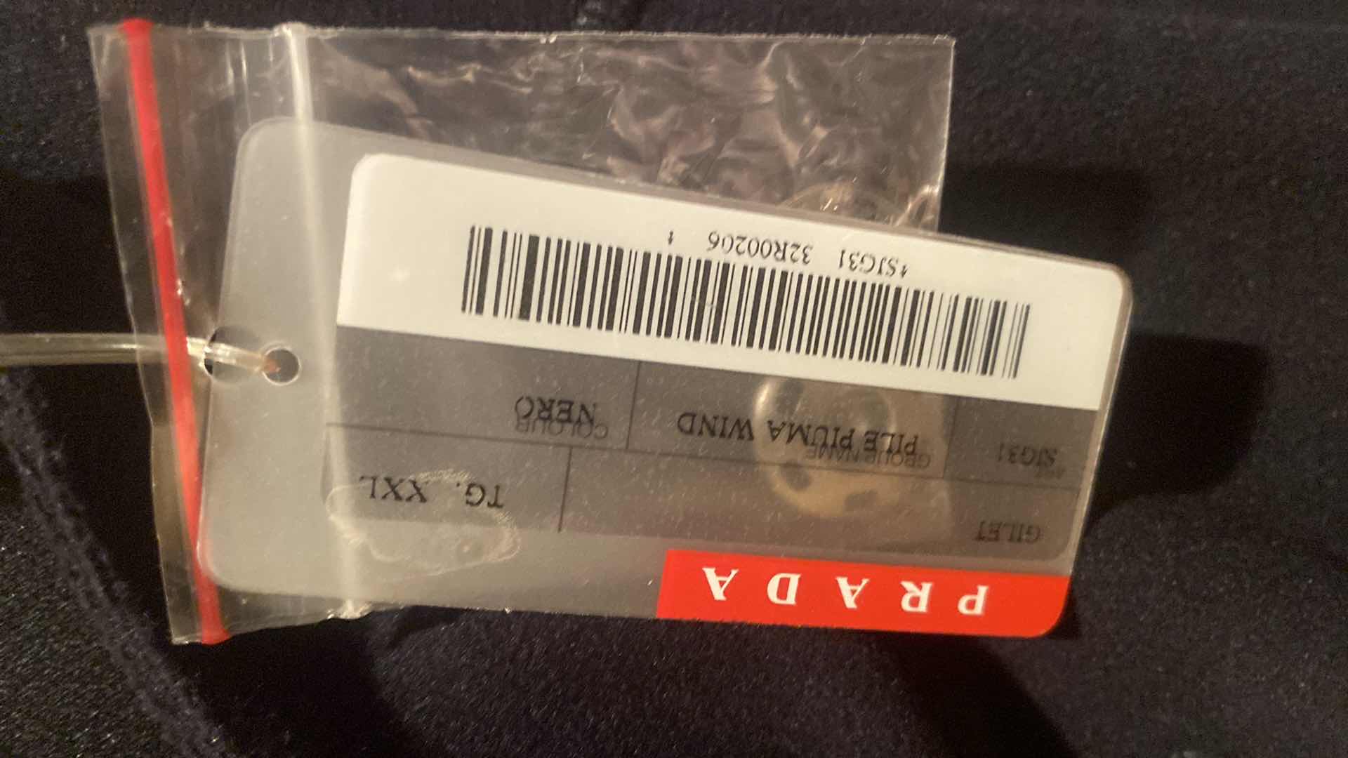 Photo 1 of NEW PRADA POLYESTER VEST MENS SIZE X X-LARGE