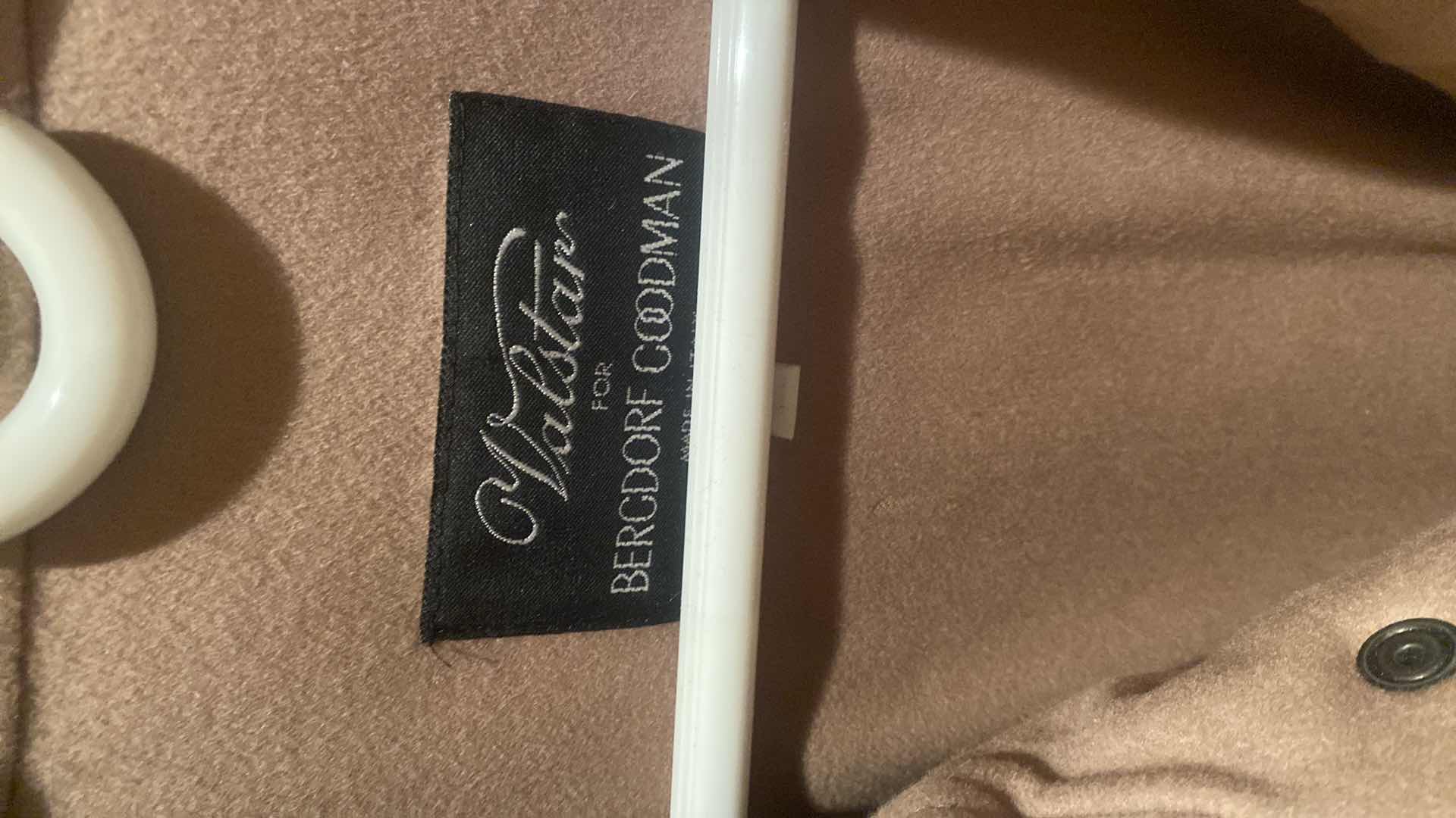 Photo 1 of $500 BERGDORF GOODMAN LEATHER VEST MENS SIZE EST XLARGE