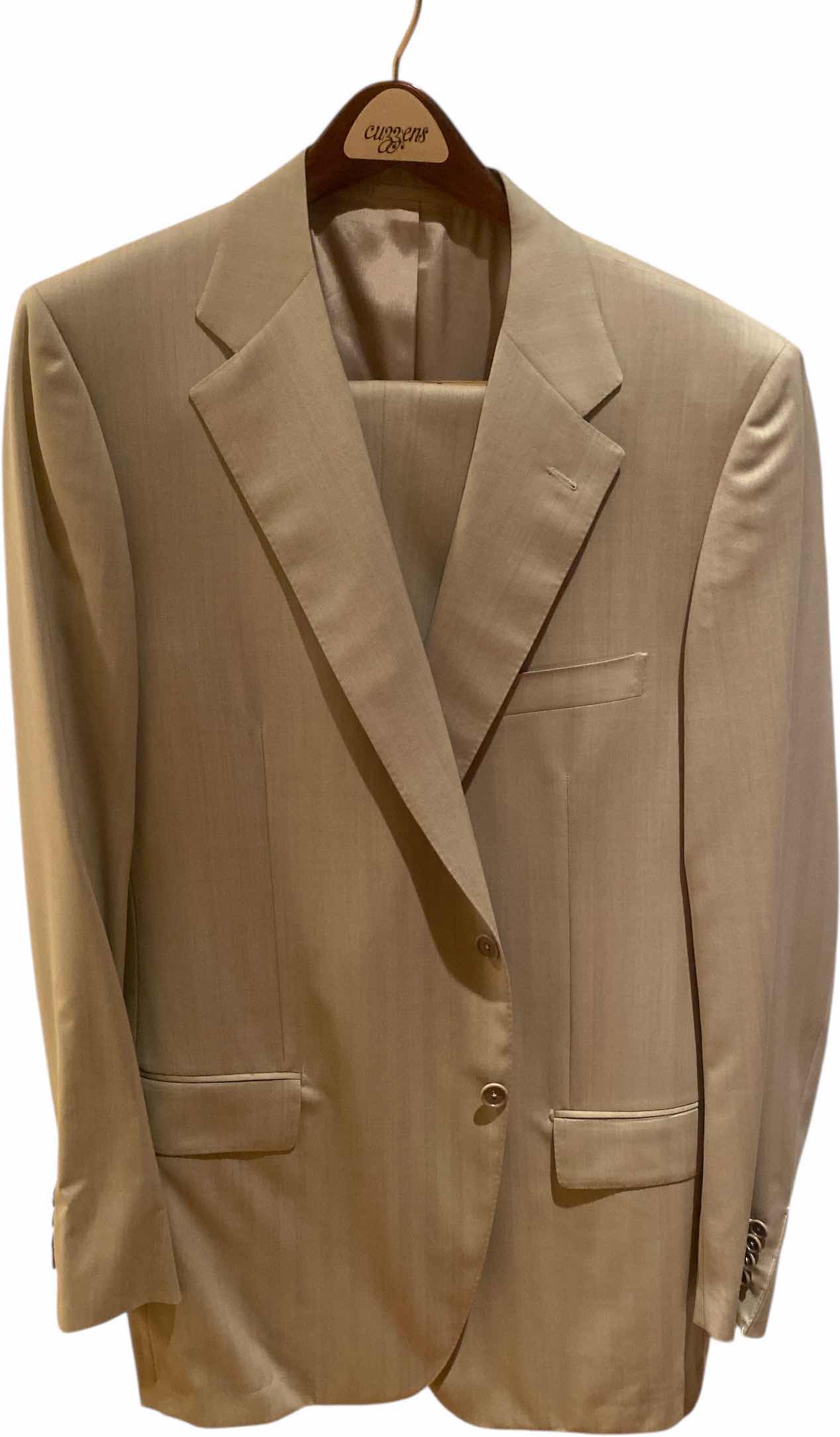 Photo 1 of NEW CUZZENS MADE IN ITALY WOOL SUIT MENS EST SIZE US 44