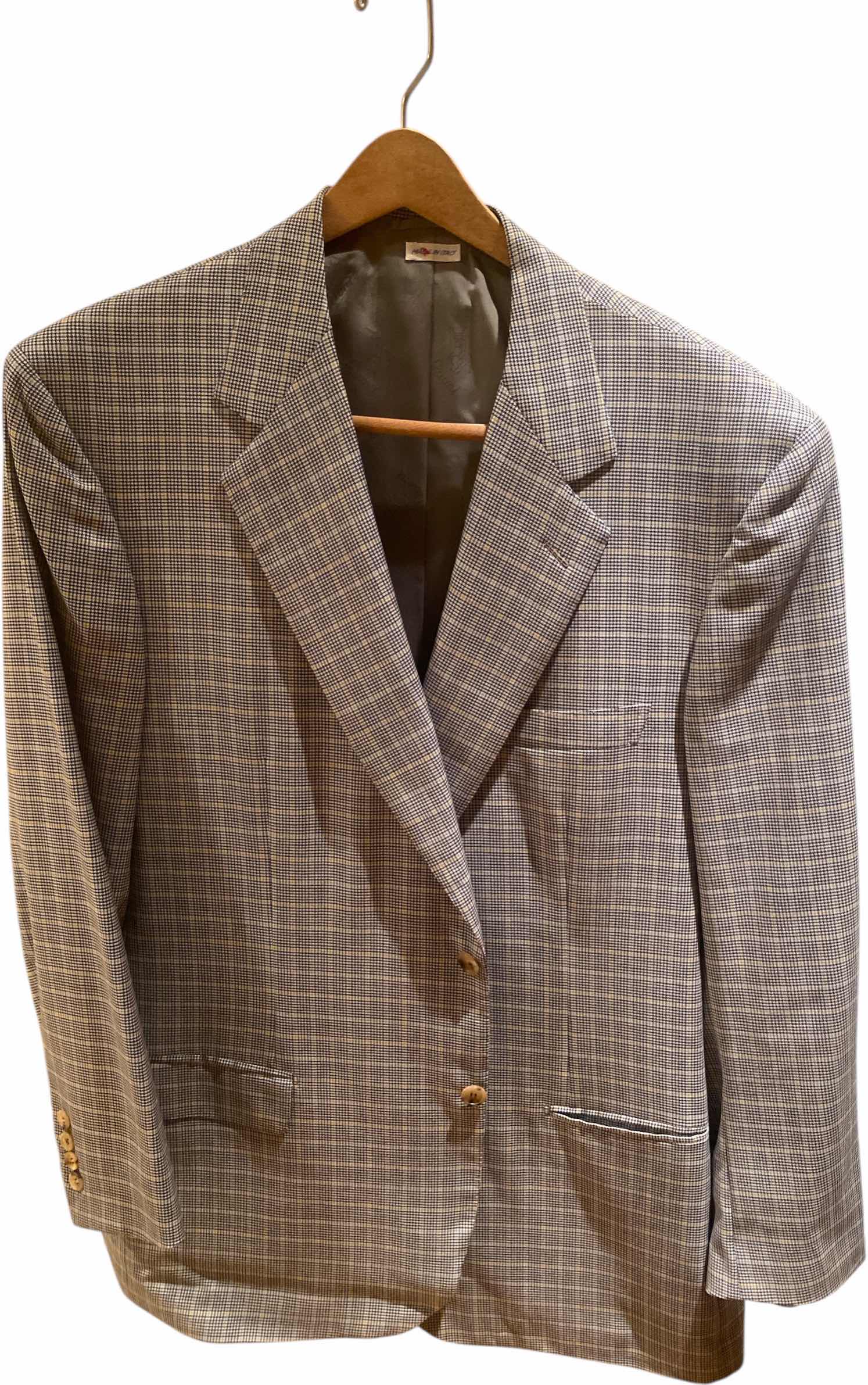 Photo 1 of BY BRIONI FOR NIEMAN MARCUS WOOL SPORTS COAT MADE IN ITALY SIZE EST US42
