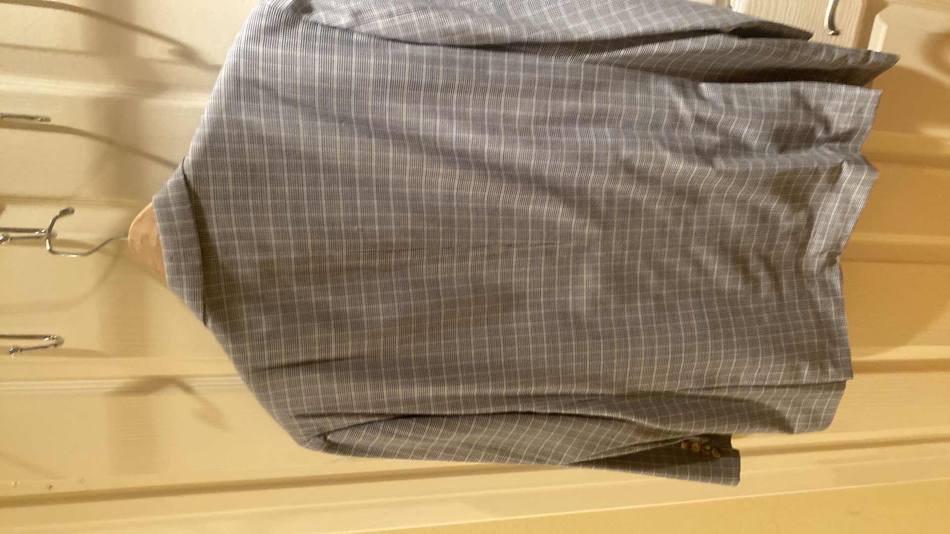 Photo 1 of BY BRIONI FOR NIEMAN MARCUS WOOL SPORTS COAT MADE IN ITALY SIZE EST US42