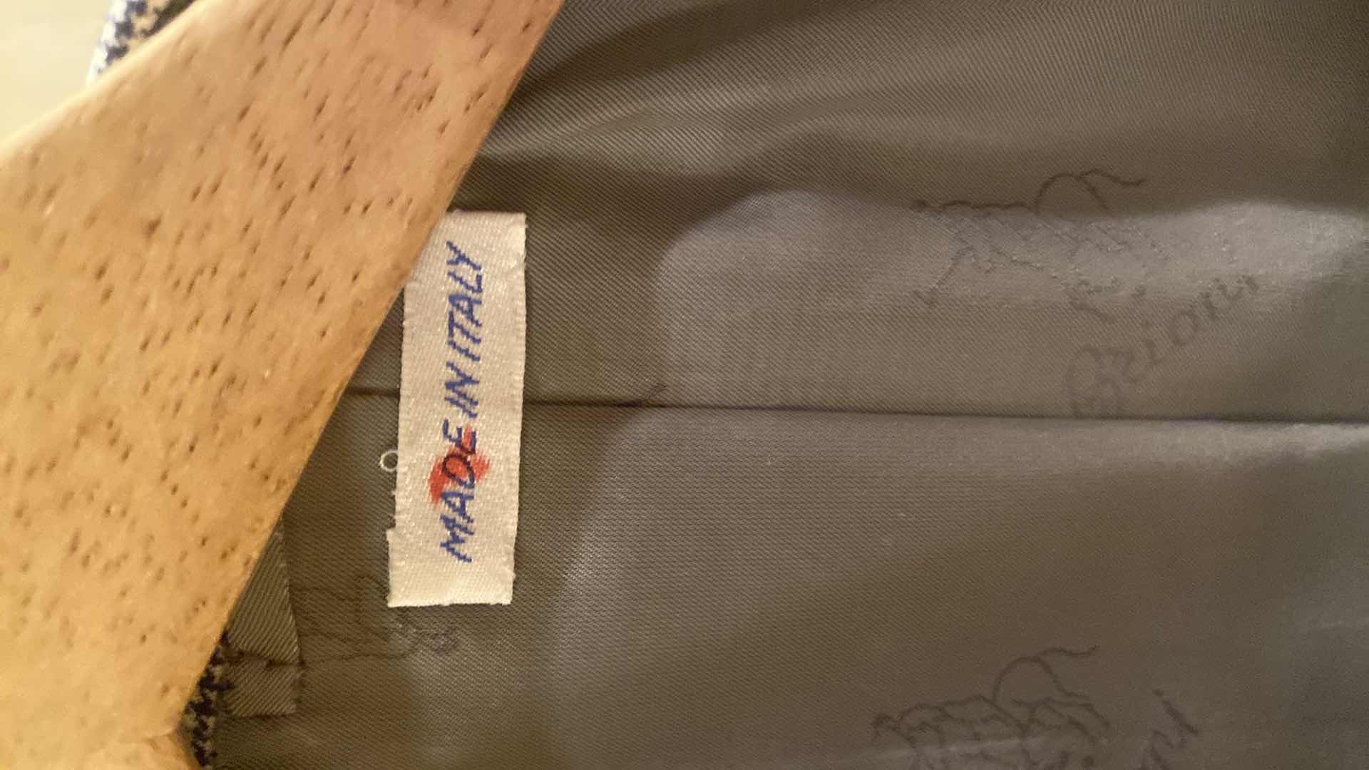 Photo 1 of BY BRIONI FOR NIEMAN MARCUS WOOL SPORTS COAT MADE IN ITALY SIZE EST US42