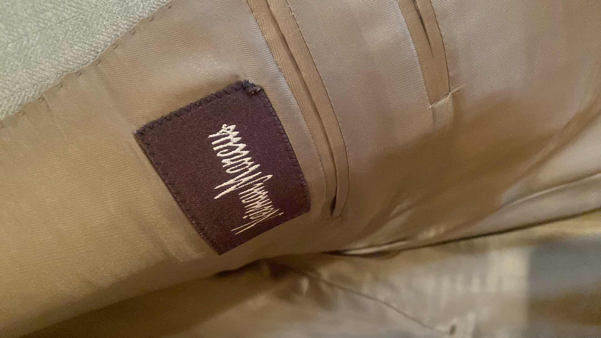 Photo 1 of CORNELIANI NIEMAN MARCUS WOOL SPORTS COAT MADE IN ITALY MENS EST SIZE 44/46