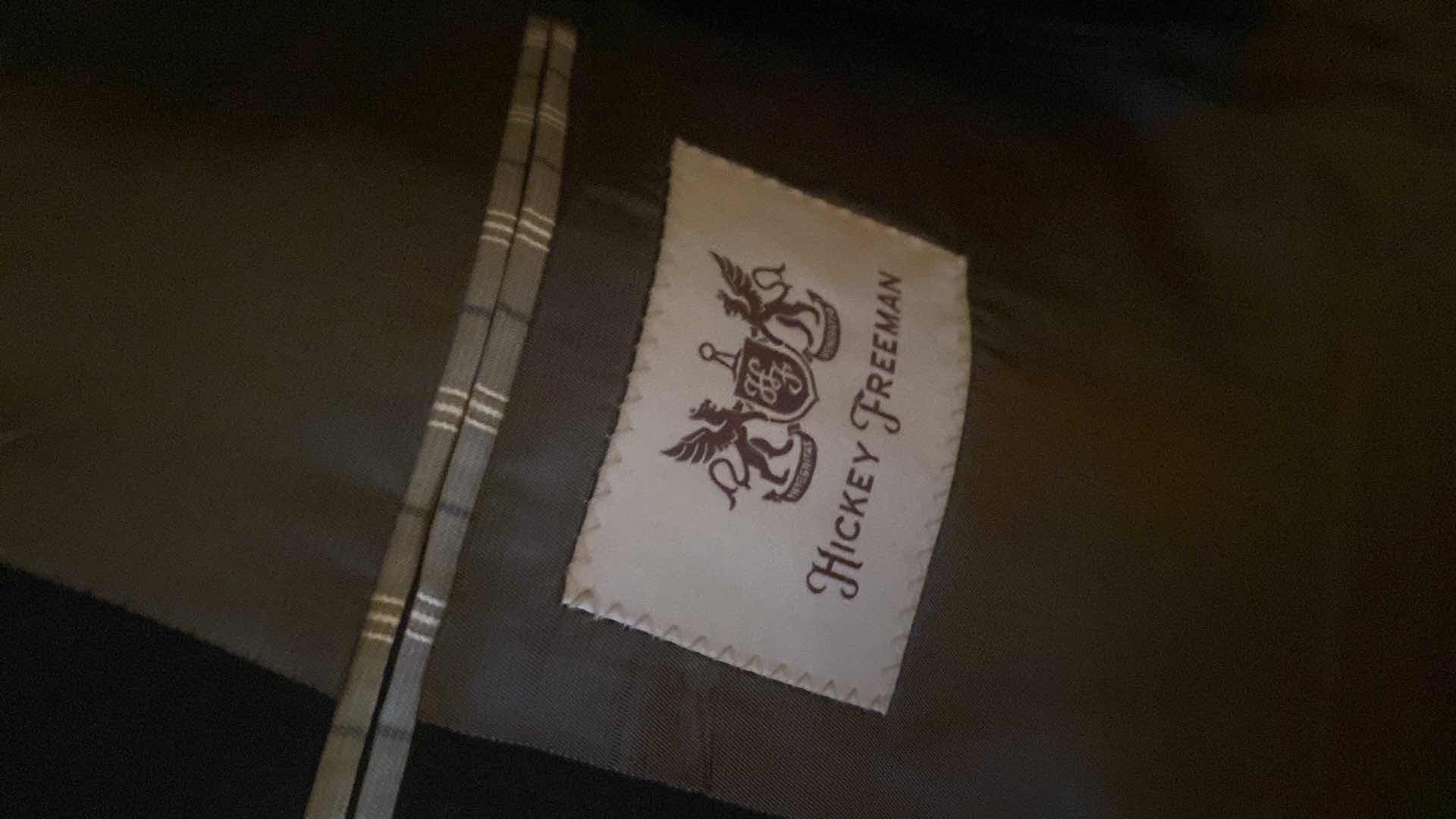 Photo 1 of NEW HICKEY FREEMAN WOOL SUIT MENS SIZE 46R