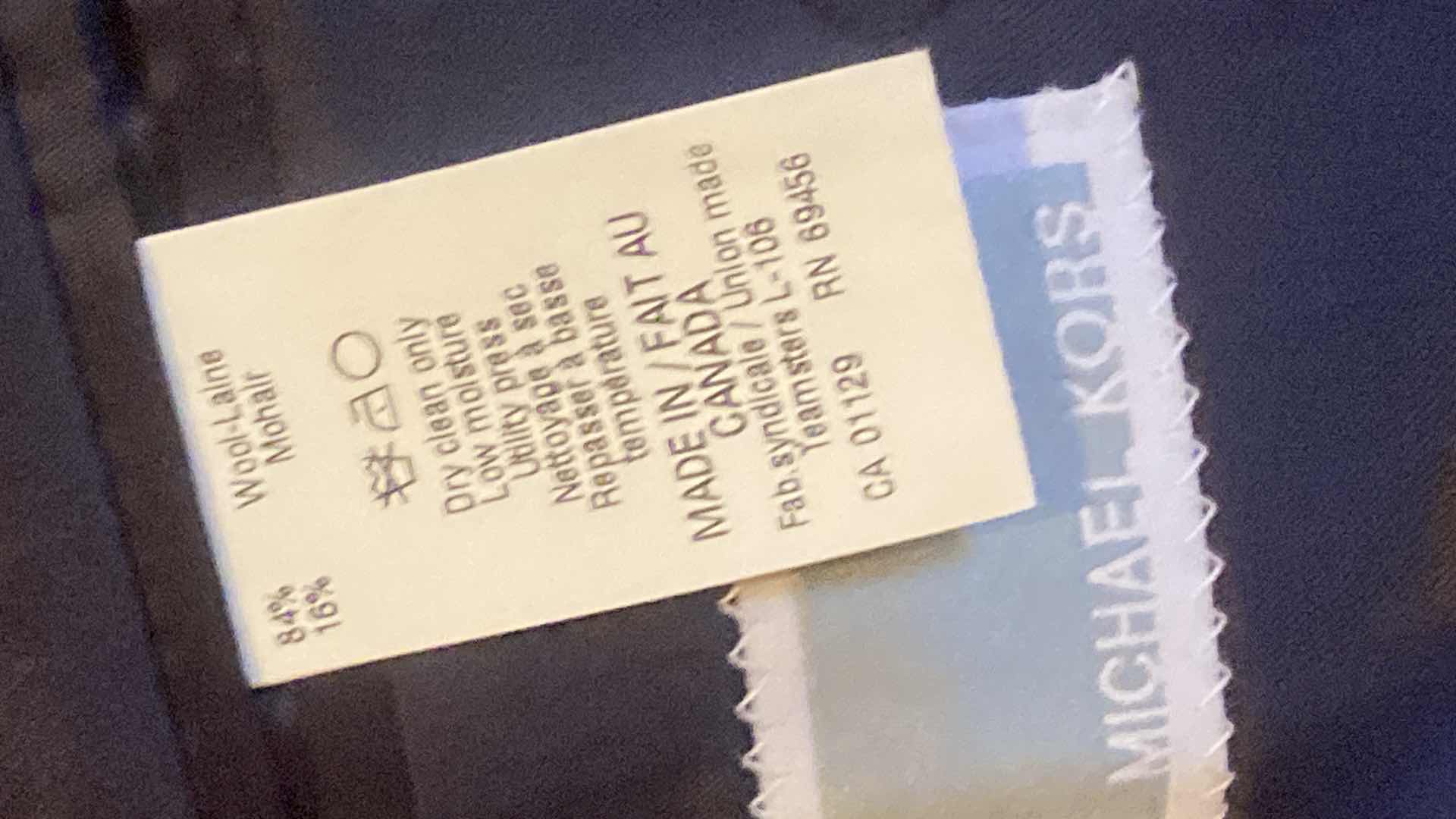 Photo 1 of MICHAEL KORS WOOL SUIT MADE IN CANADA MENS SIZE 48L