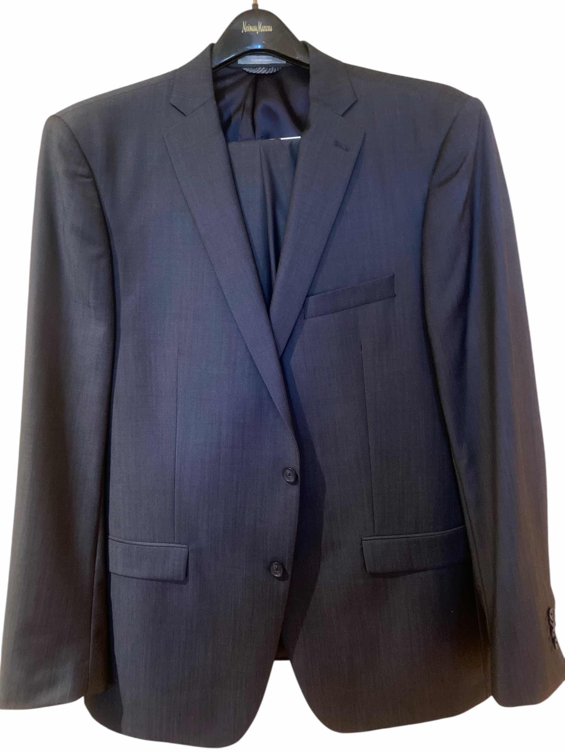 Photo 1 of MICHAEL KORS WOOL SUIT MADE IN CANADA MENS SIZE 48L