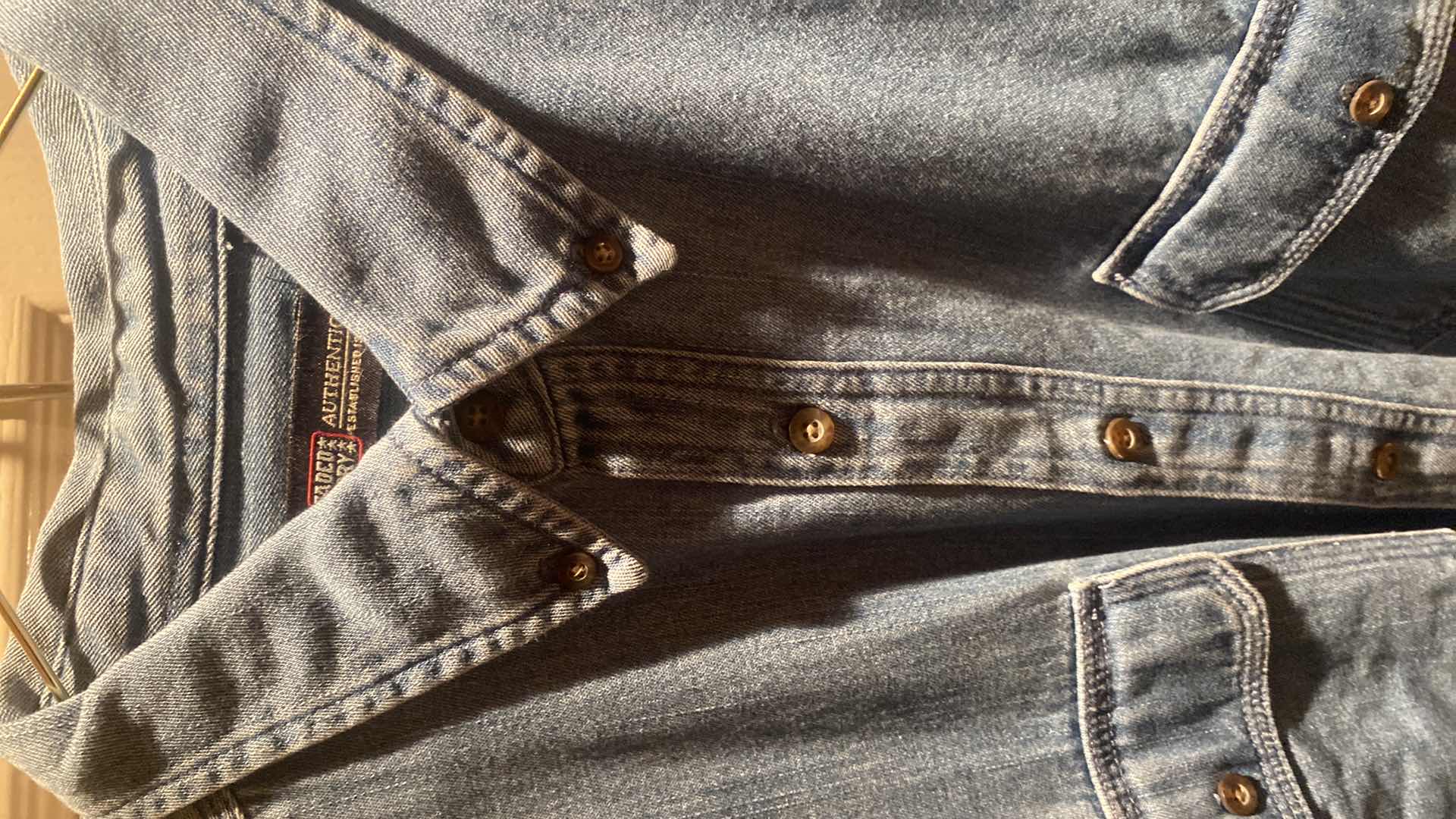 Photo 1 of 5 - DESIGNER SHORT SLEEVE SHIRTS (SOME WITH $ TAGS) MENS SIZE X LARGE