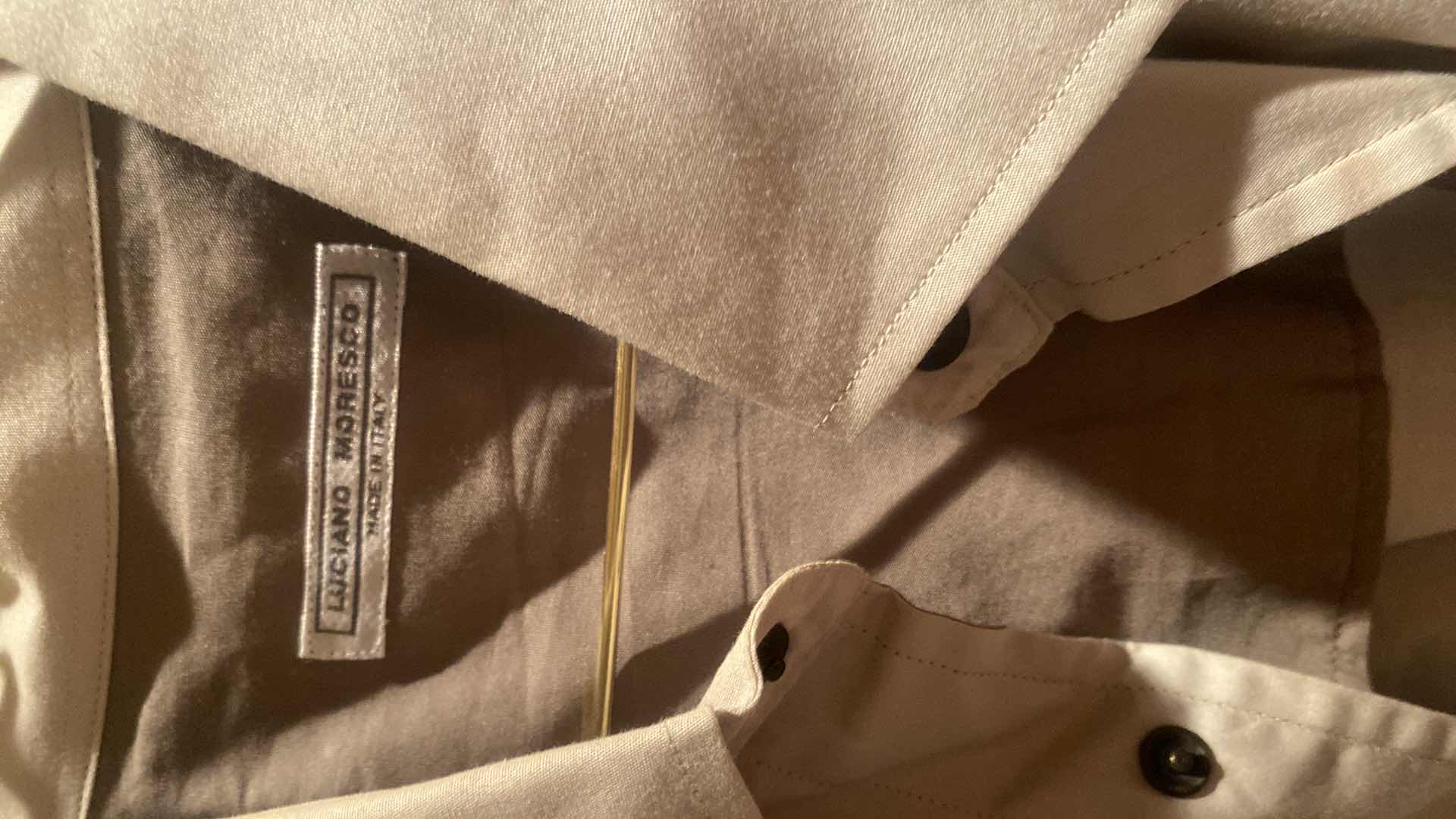 Photo 1 of 5 - DESIGNER SHORT SLEEVE SHIRTS (SOME WITH $ TAGS) MENS SIZE X LARGE