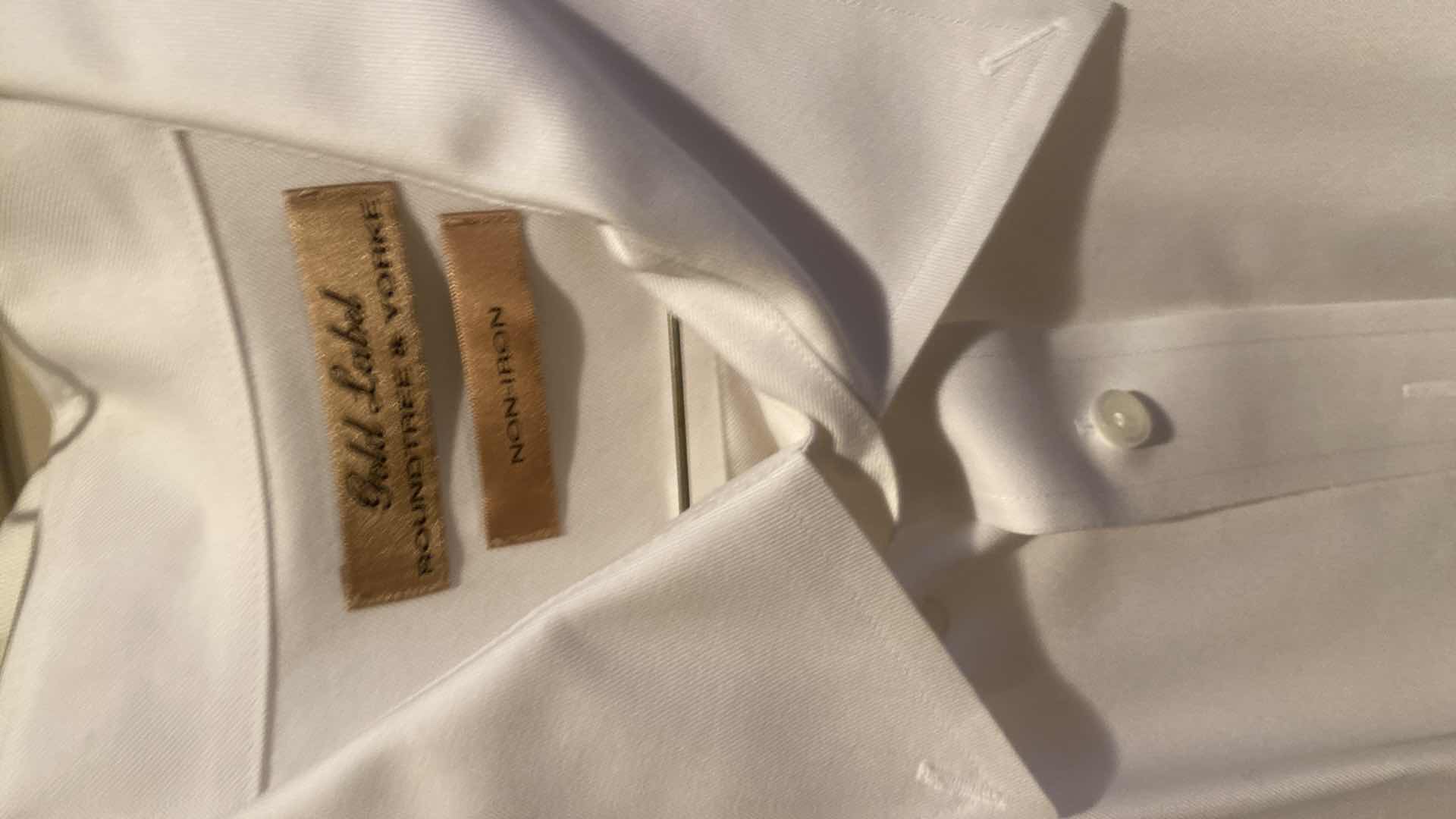 Photo 1 of 5 - DESIGNER SHORT SLEEVE SHIRTS MENS SIZE X LARGE