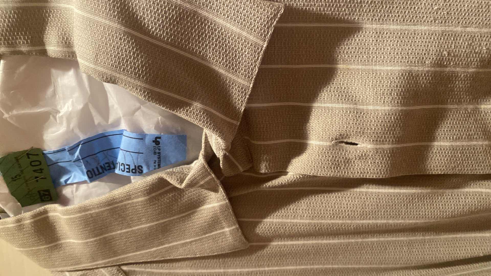 Photo 1 of 5 - DESIGNER SHORT SLEEVE SHIRTS MENS SIZE X LARGE