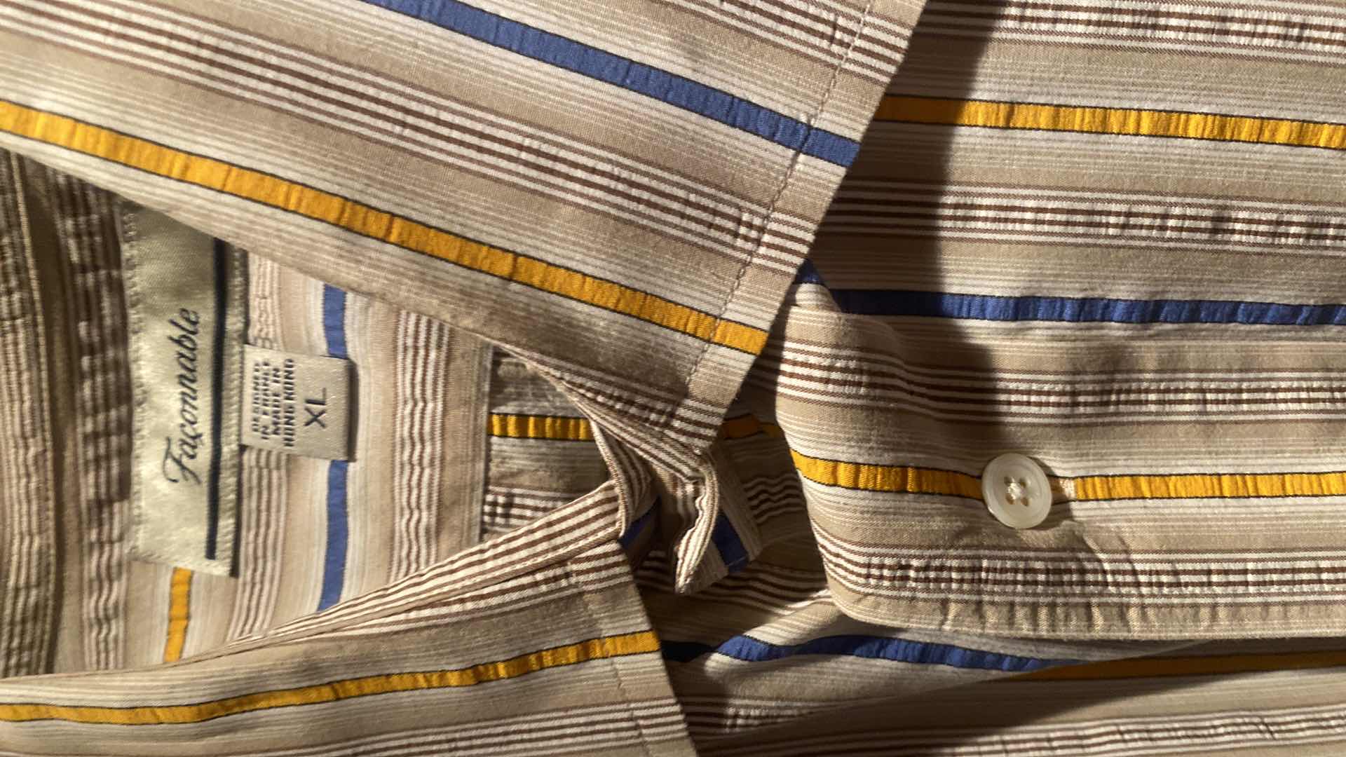 Photo 1 of 5 - DESIGNER SHORT SLEEVE SHIRTS MENS SIZE X LARGE