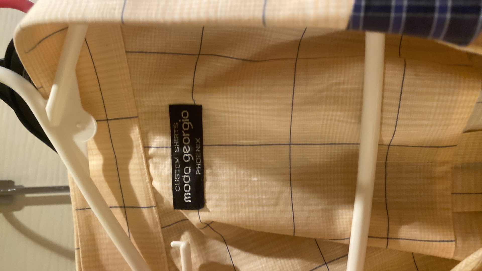 Photo 1 of 10 - DESIGNER BUTTON DOWN SHORT SLEEVE SHIRTS SIZE XL - SOME ARE NEW