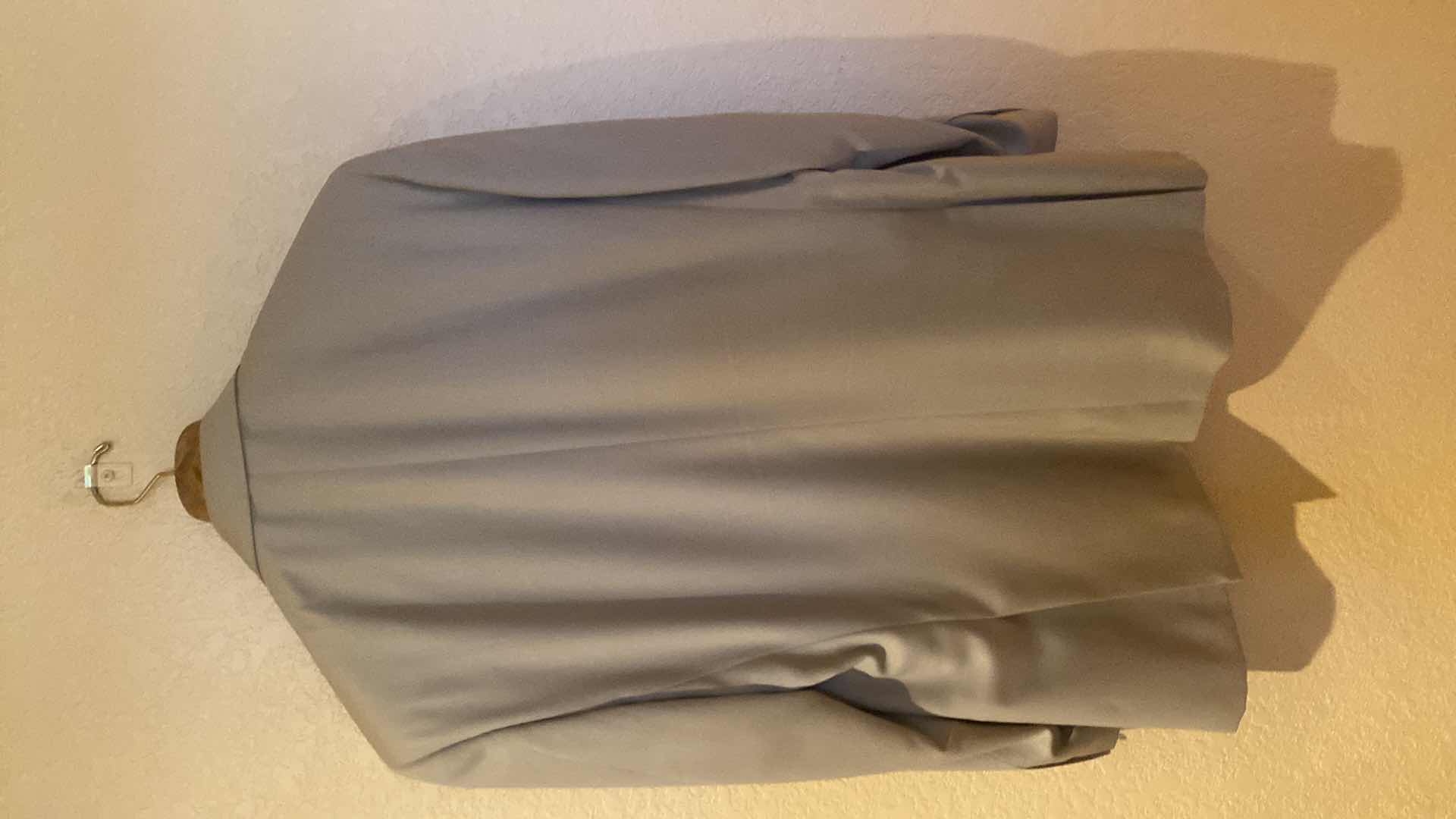 Photo 1 of CANALI WOOL JACKET EST SIZE 46/48 & BRIONI WOOL SLACKS MADE IN ITALY SIZE 40R