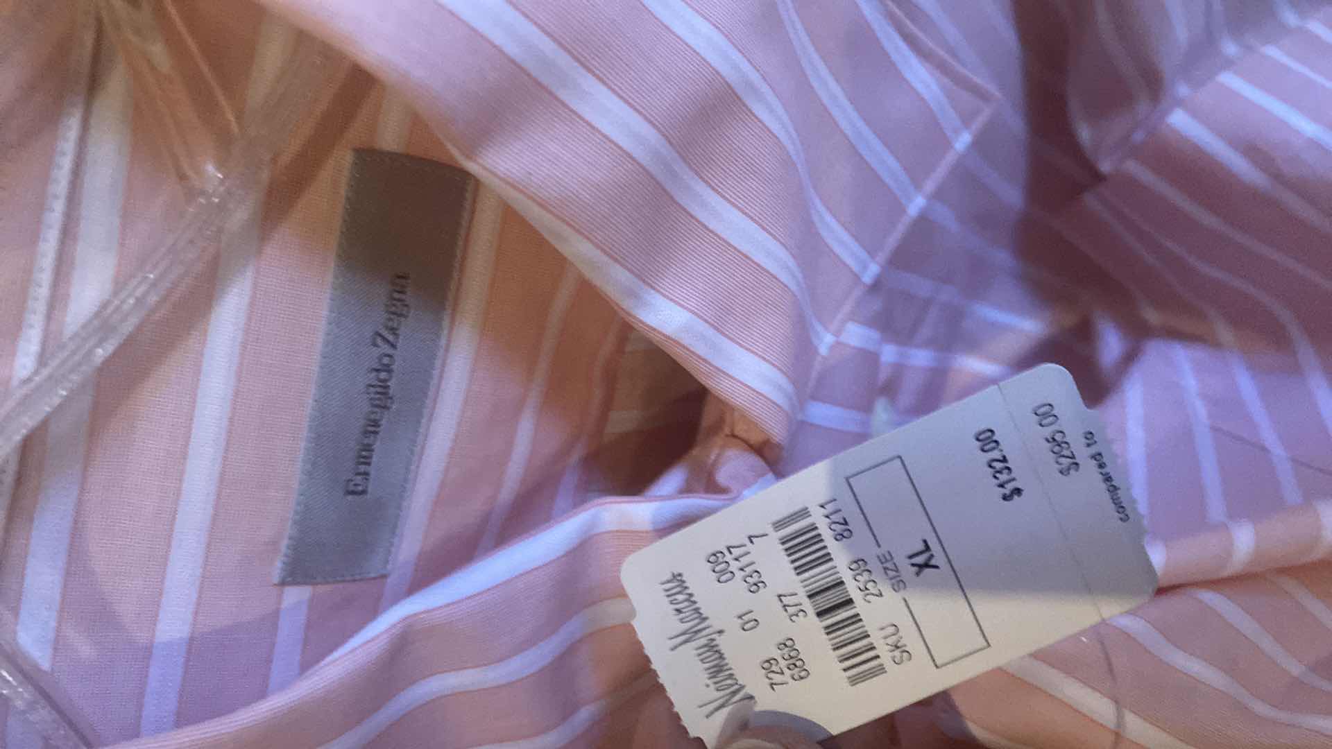 Photo 1 of 10- DESIGNER SHORT SLEEVE DRESS SHIRTS SIZE 17, 17 1/2 & X LARGE (SOME WITH TAGS)