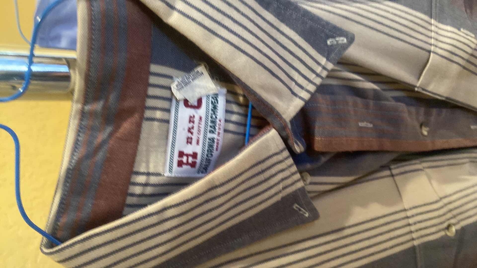 Photo 1 of 10- DESIGNER SHORT SLEEVE DRESS SHIRTS SIZE 17, 17 1/2 & X LARGE (SOME WITH TAGS)