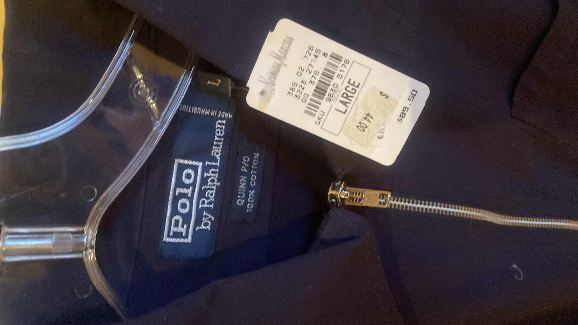 Photo 1 of 5 - OUTERWEAR & SPORTS COATS EST SIZE L / XL