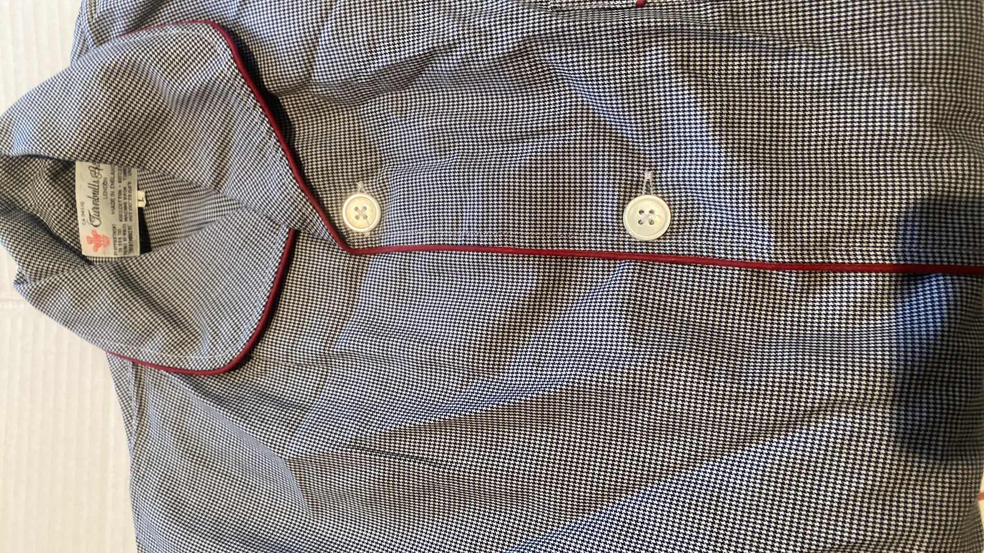 Photo 1 of 4 - PAJAMA SETS & 1 TOP SIZES M & L