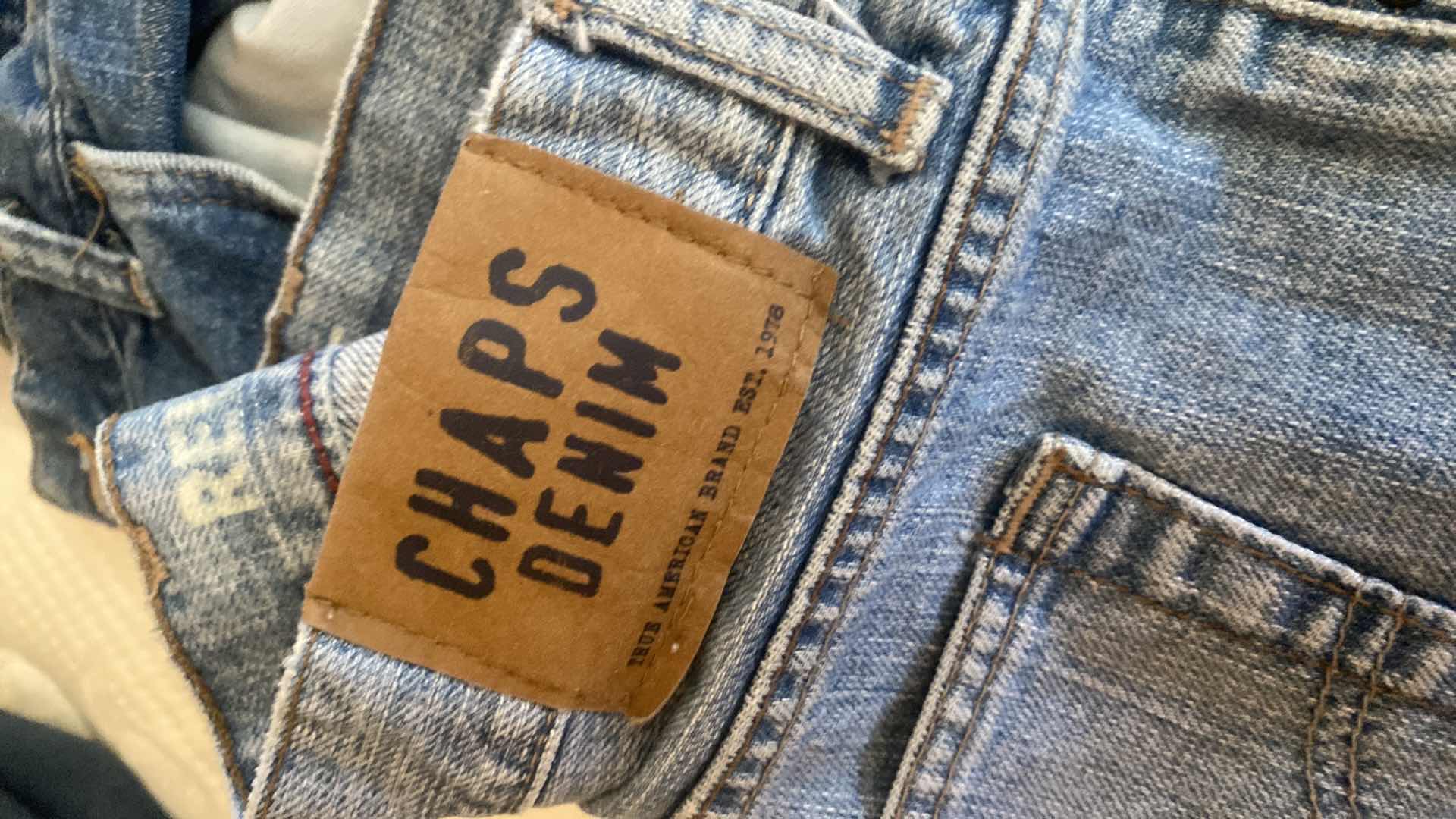 Photo 1 of 8 - MENS JEANS SIZE 38
