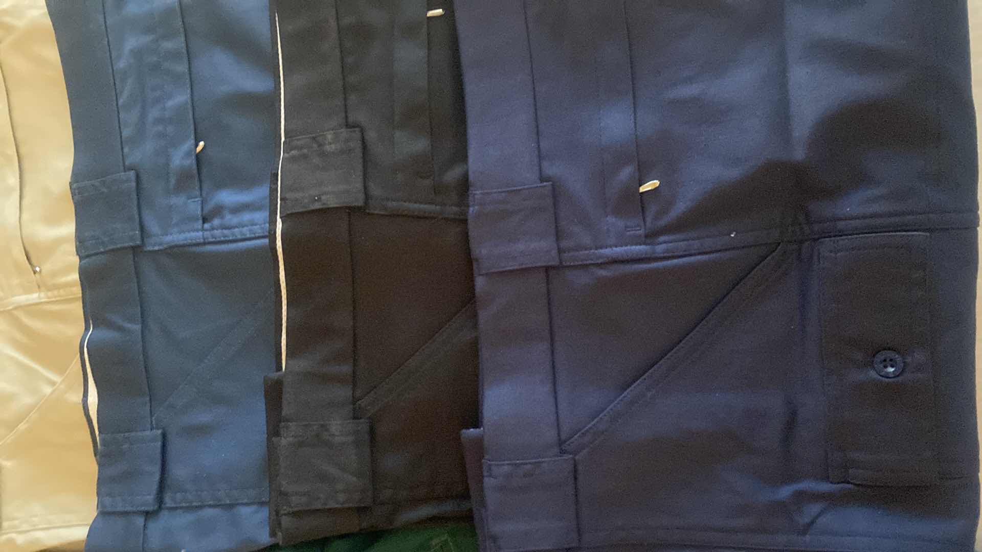 Photo 1 of 8 - MENS SHORTS SIZE 36 (SOME NEW)