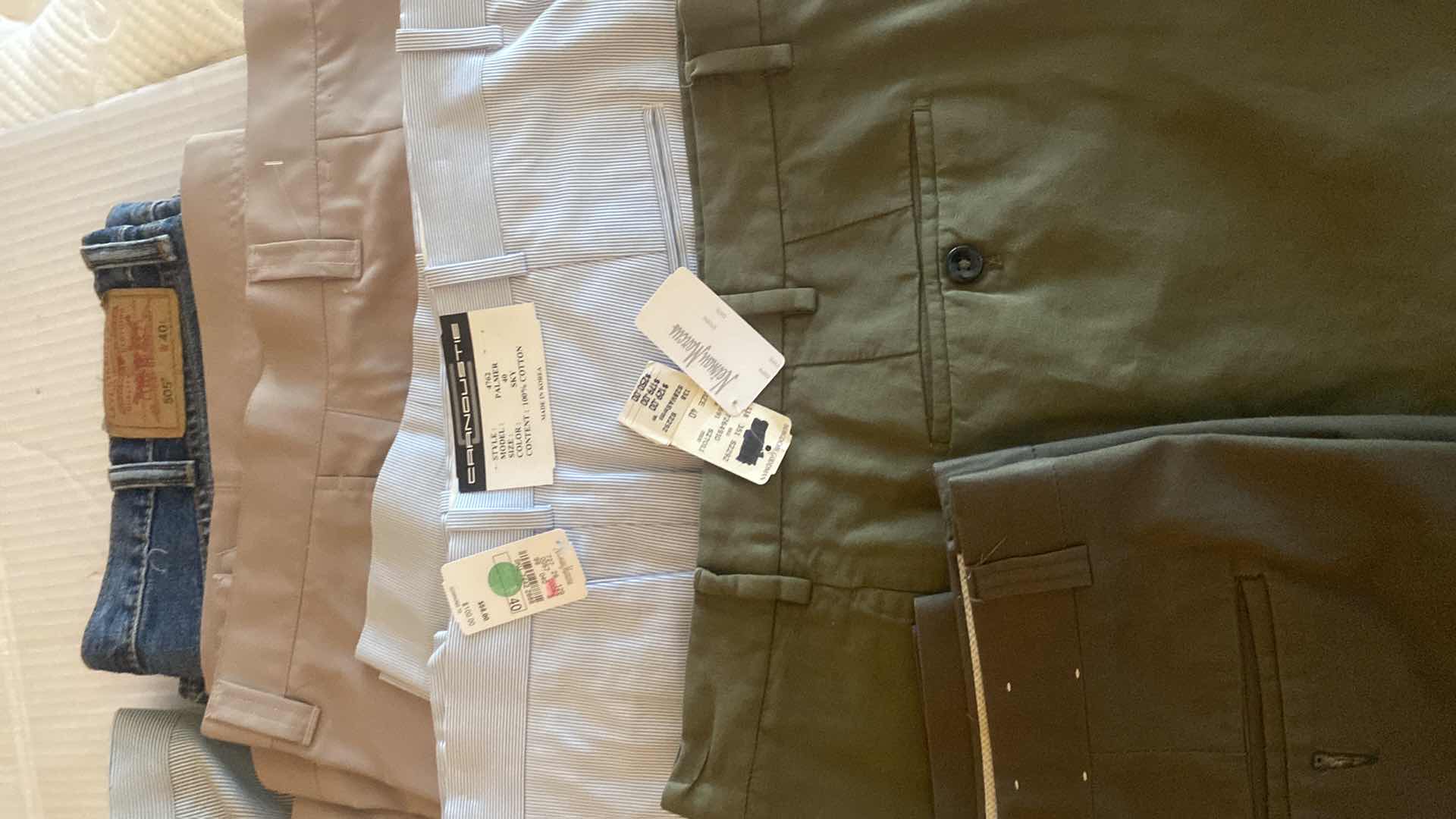 Photo 1 of 9 - MENS SHORTS SIZE 40 (SOME NEW)