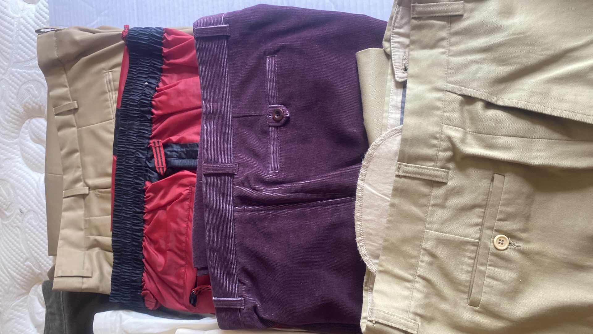 Photo 1 of 8 - MENS DESIGNER CASUAL SLACKS & JEANS SIZE 36