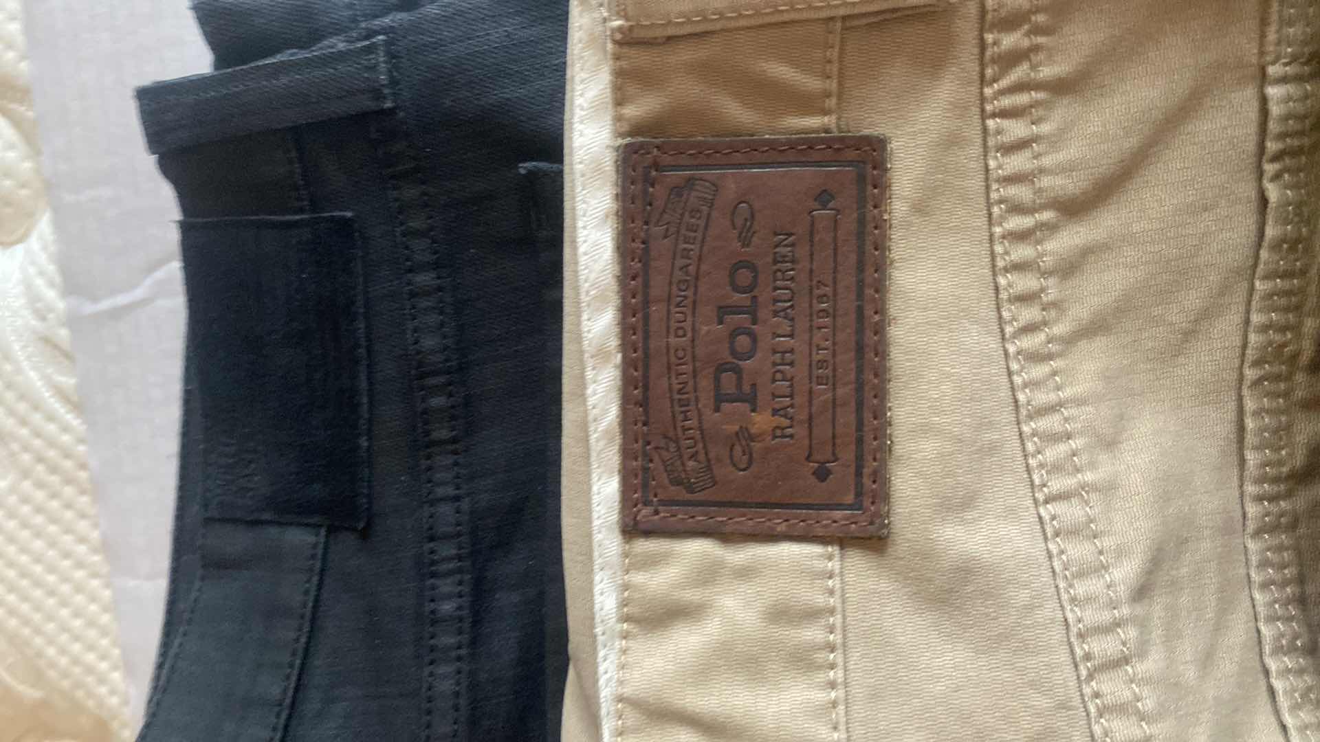 Photo 1 of 8 - MENS DESIGNER CASUAL SLACKS & JEANS SIZE 40