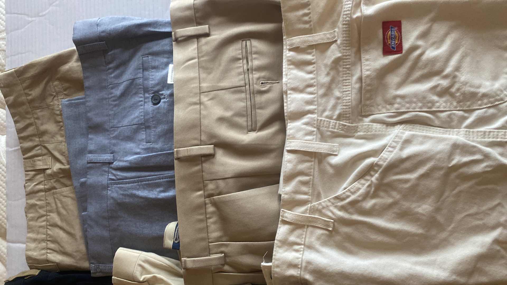 Photo 1 of 8 - MENS DESIGNER CASUAL SLACKS & JEANS SIZE 38