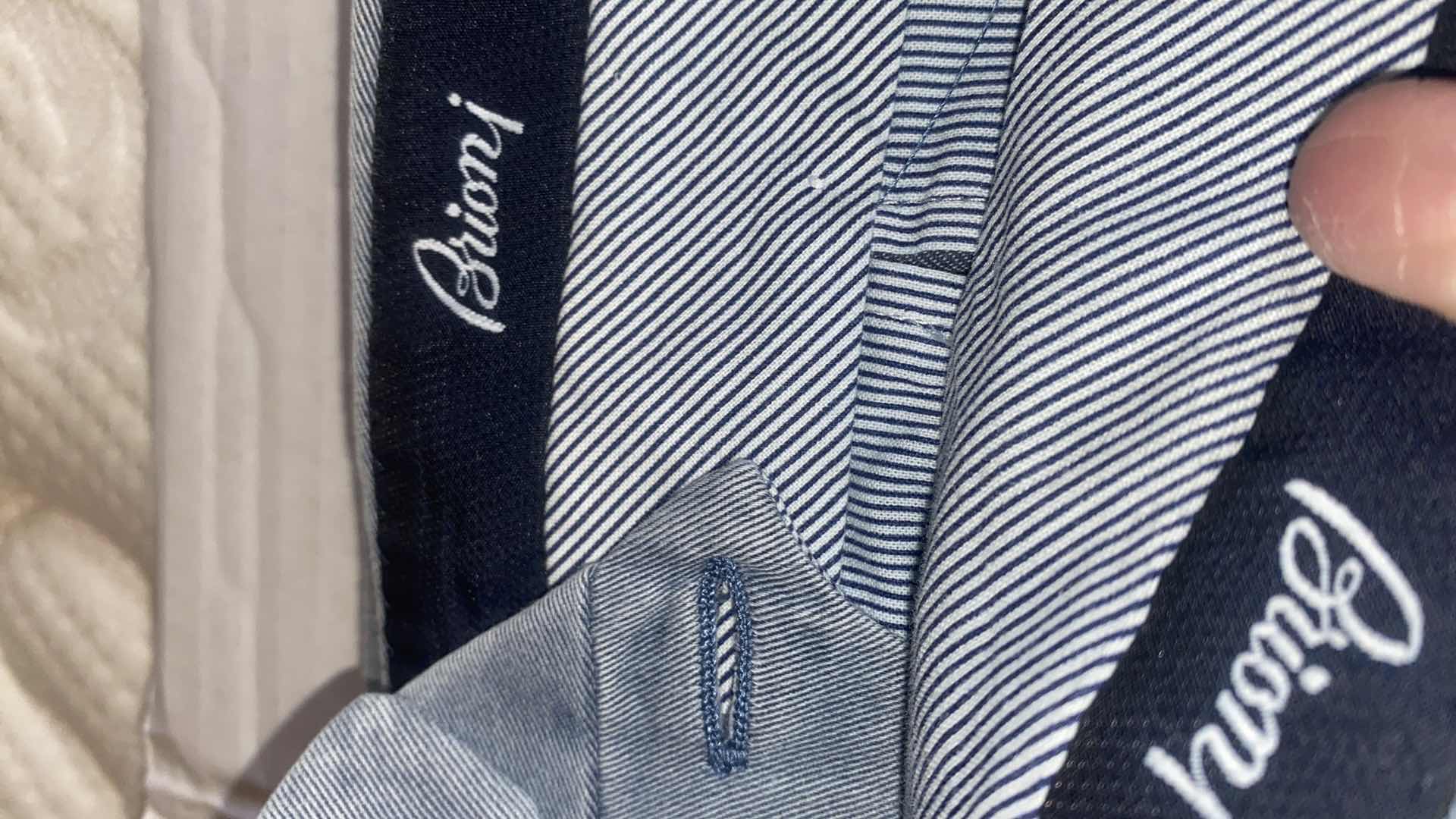 Photo 1 of 8 - MENS DESIGNER CASUAL SLACKS & JEANS SIZE 38