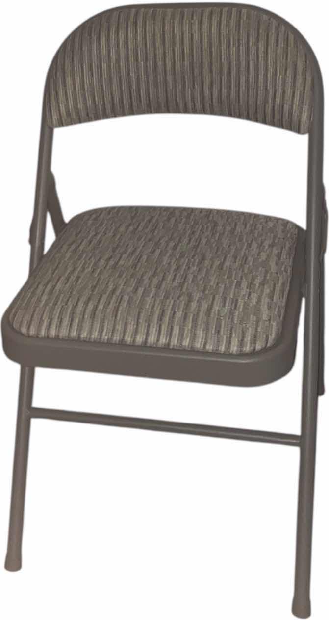 Photo 1 of 4 - MECO SUDDEN COMFORT FOLDING CHAIRS