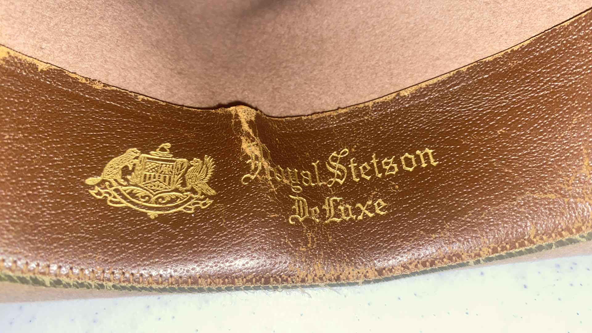 Photo 1 of VINTAGE 1950’s ROYAL STETSON DELUXE FEDORA HAT FROM ROWAN & GREENS