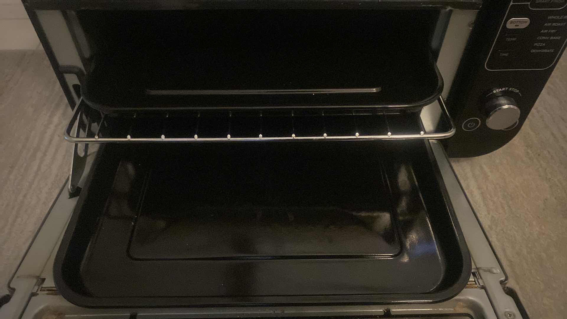 Photo 1 of NINJA DOUBLE OVEN MODEL DCT SERIES W3