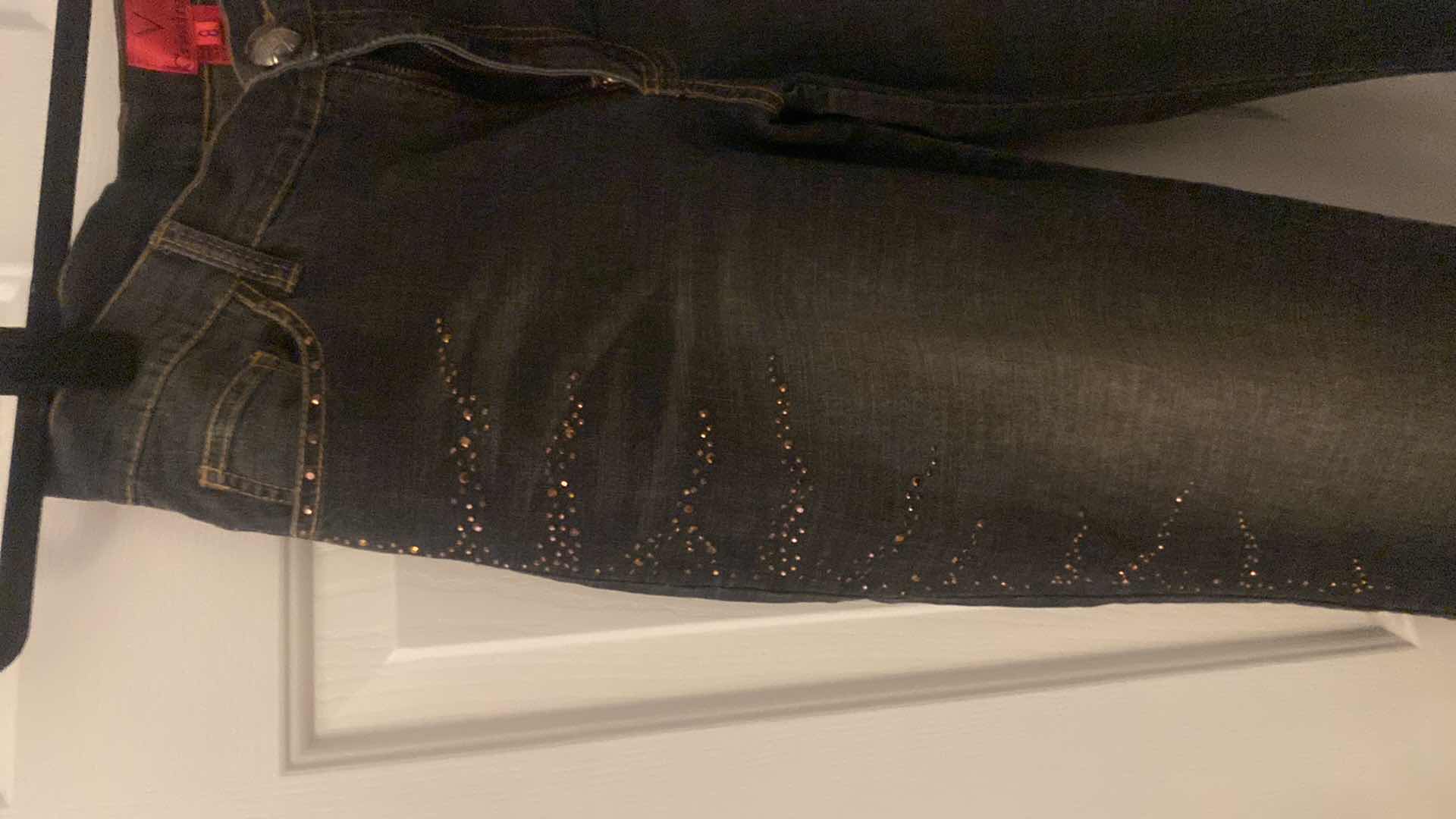 Photo 1 of WOMENS DESIGNER B CRISTINA DENIM EMBELLISHED MID RISE JEANS SIZE 8