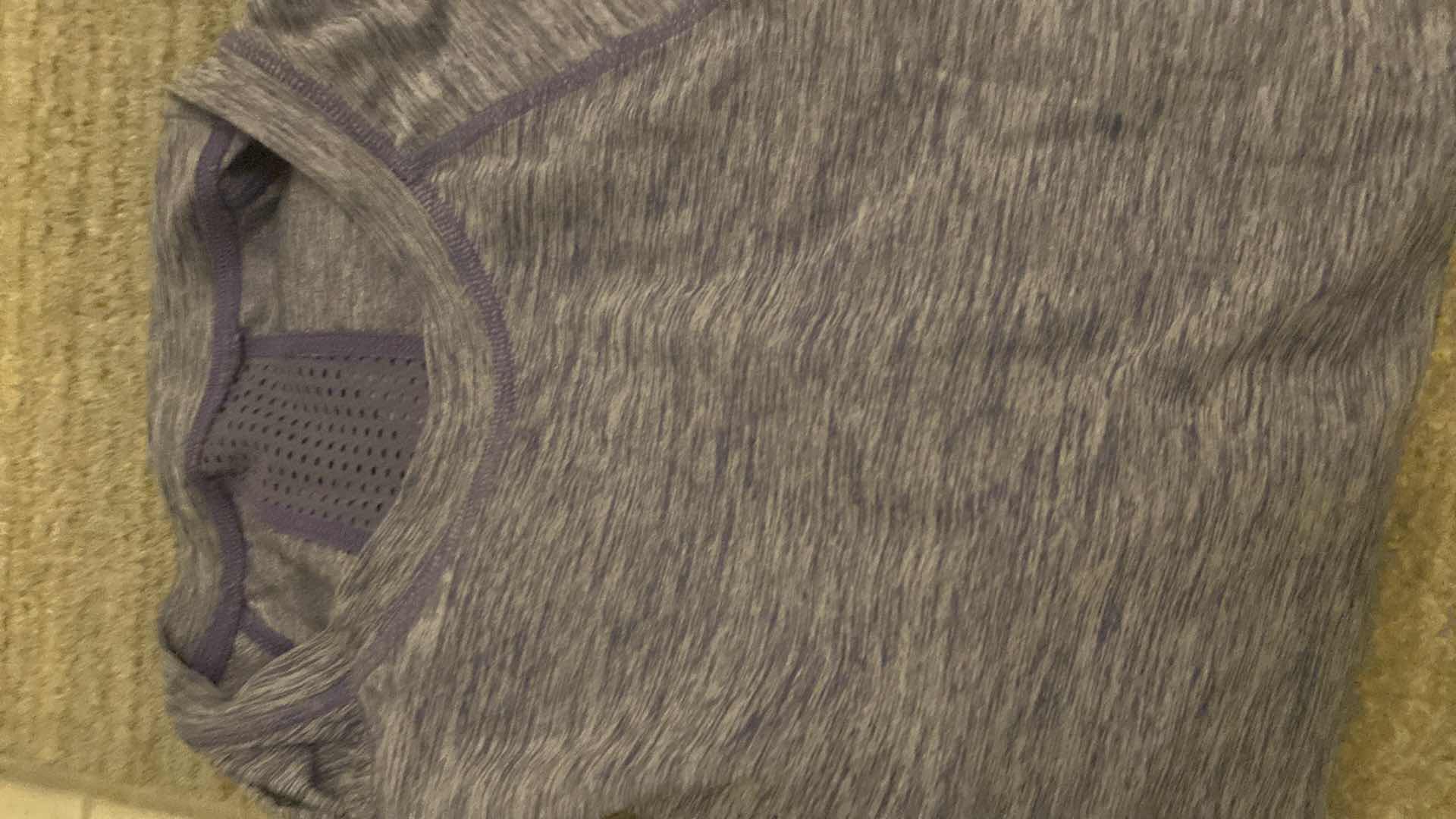 Photo 1 of 3 - WOMENS FITNESS WEAR SIZES MEDIUM